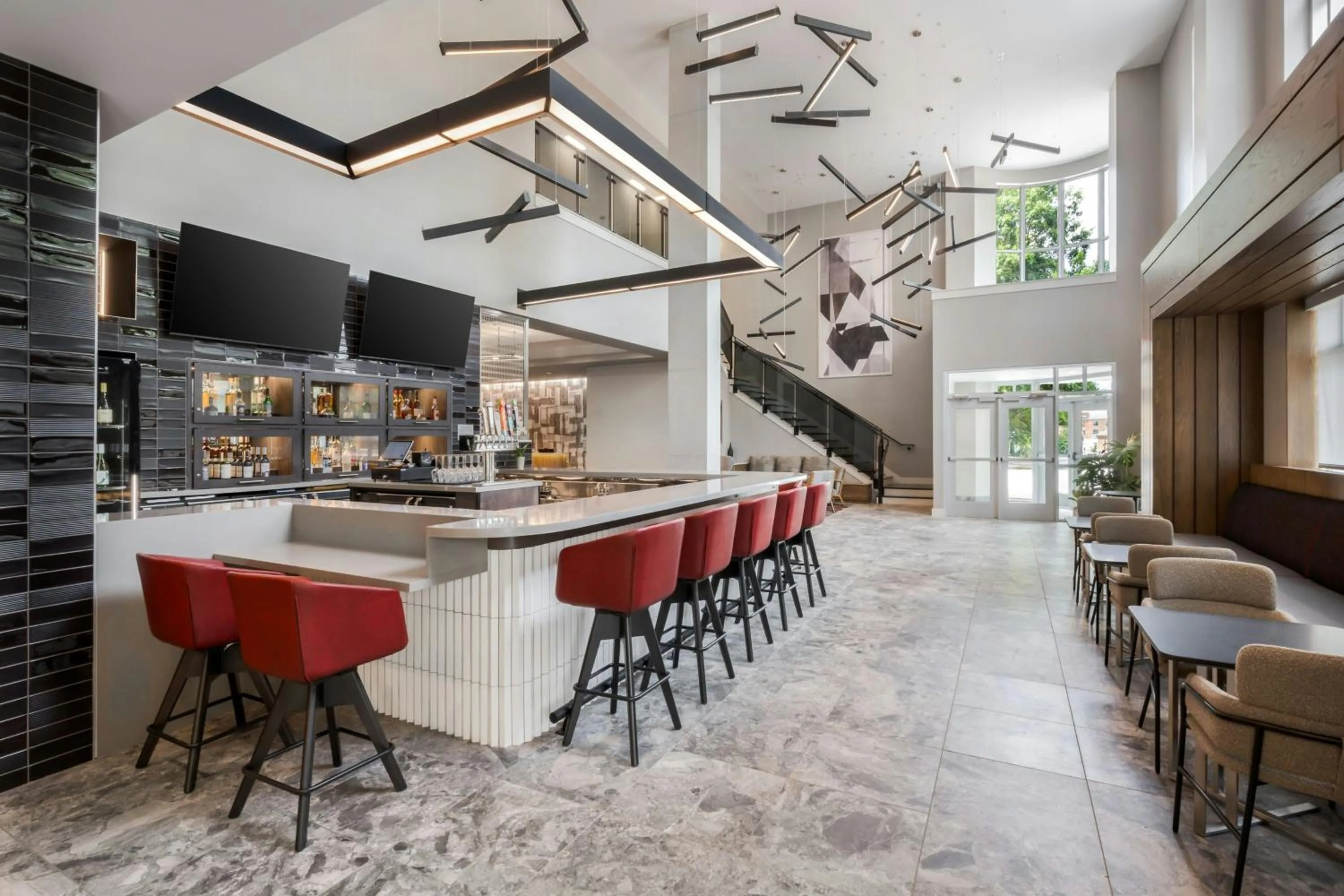 Lounge or bar in Courtyard by Marriott Athens Downtown