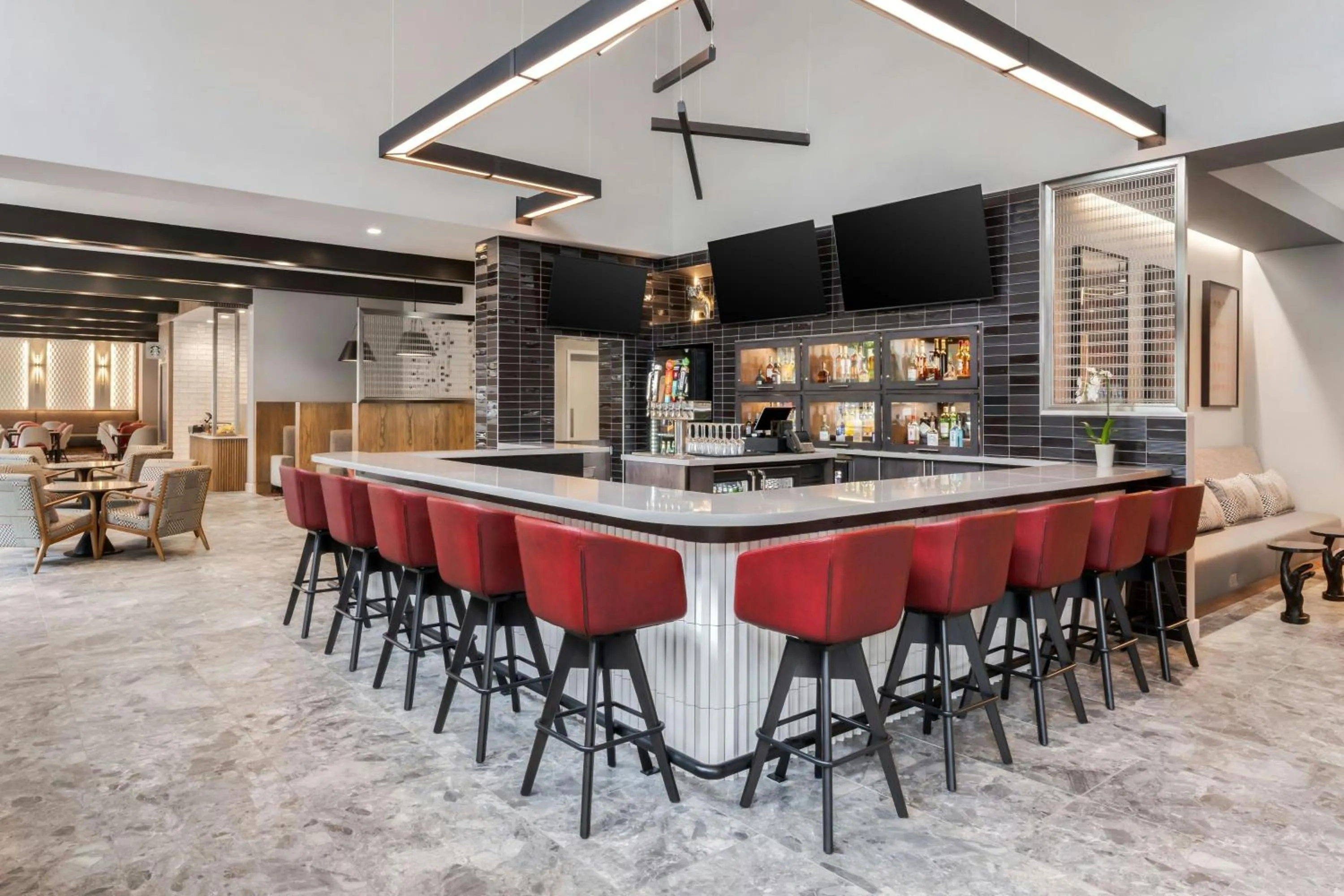 Lounge or bar in Courtyard by Marriott Athens Downtown