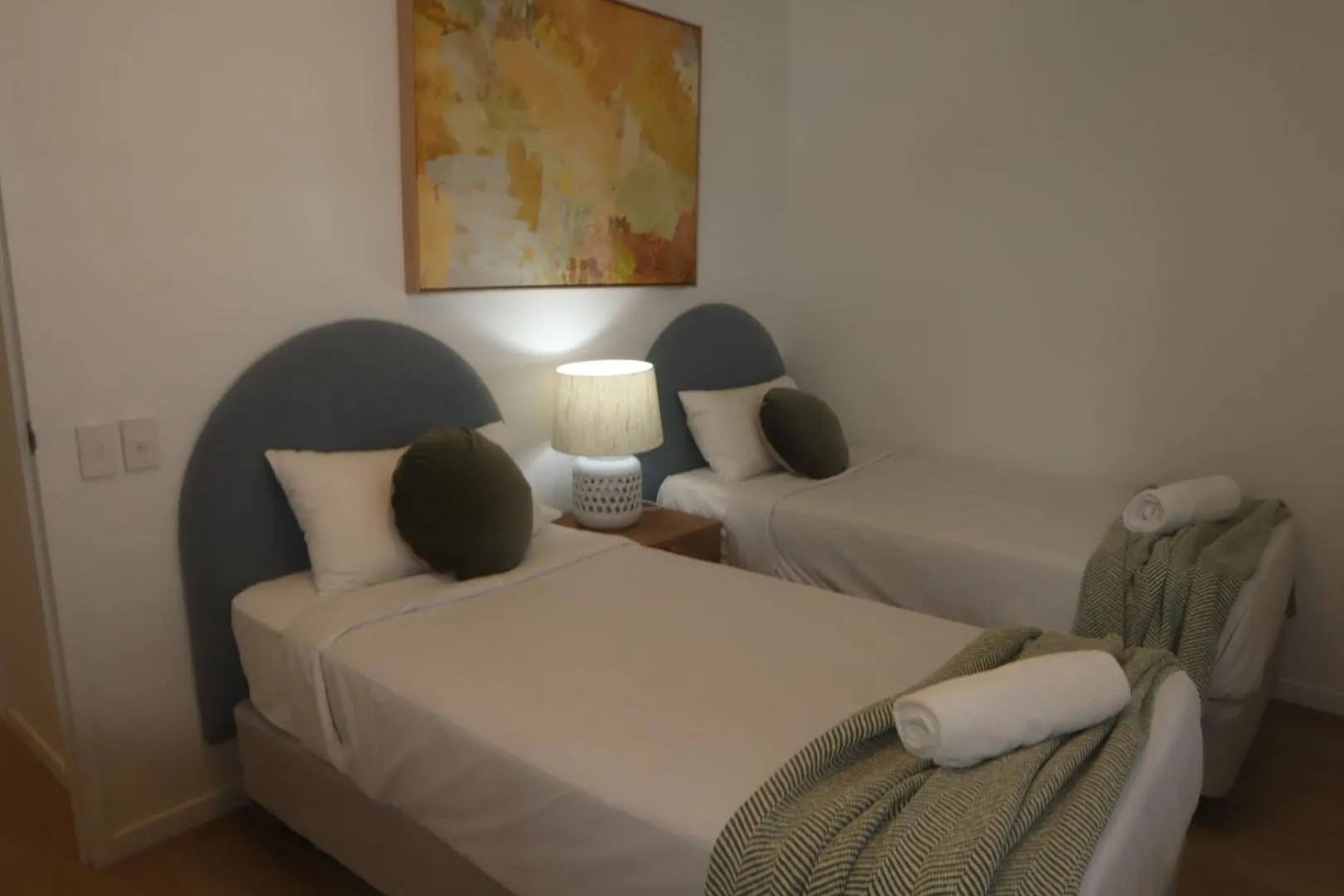 Bedroom, Bed in Coolum Beach Resort