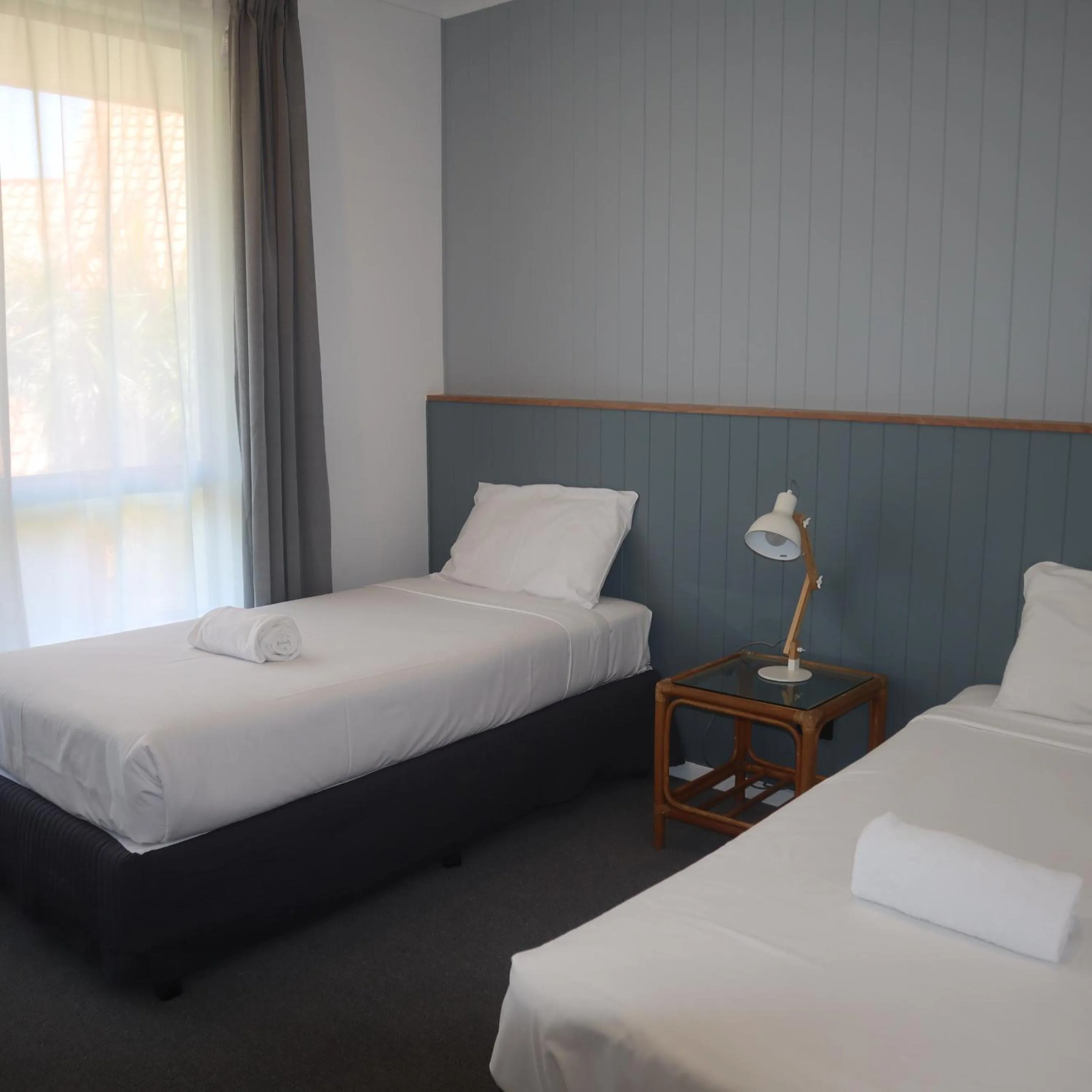 Bedroom, Bed in Coolum Beach Resort