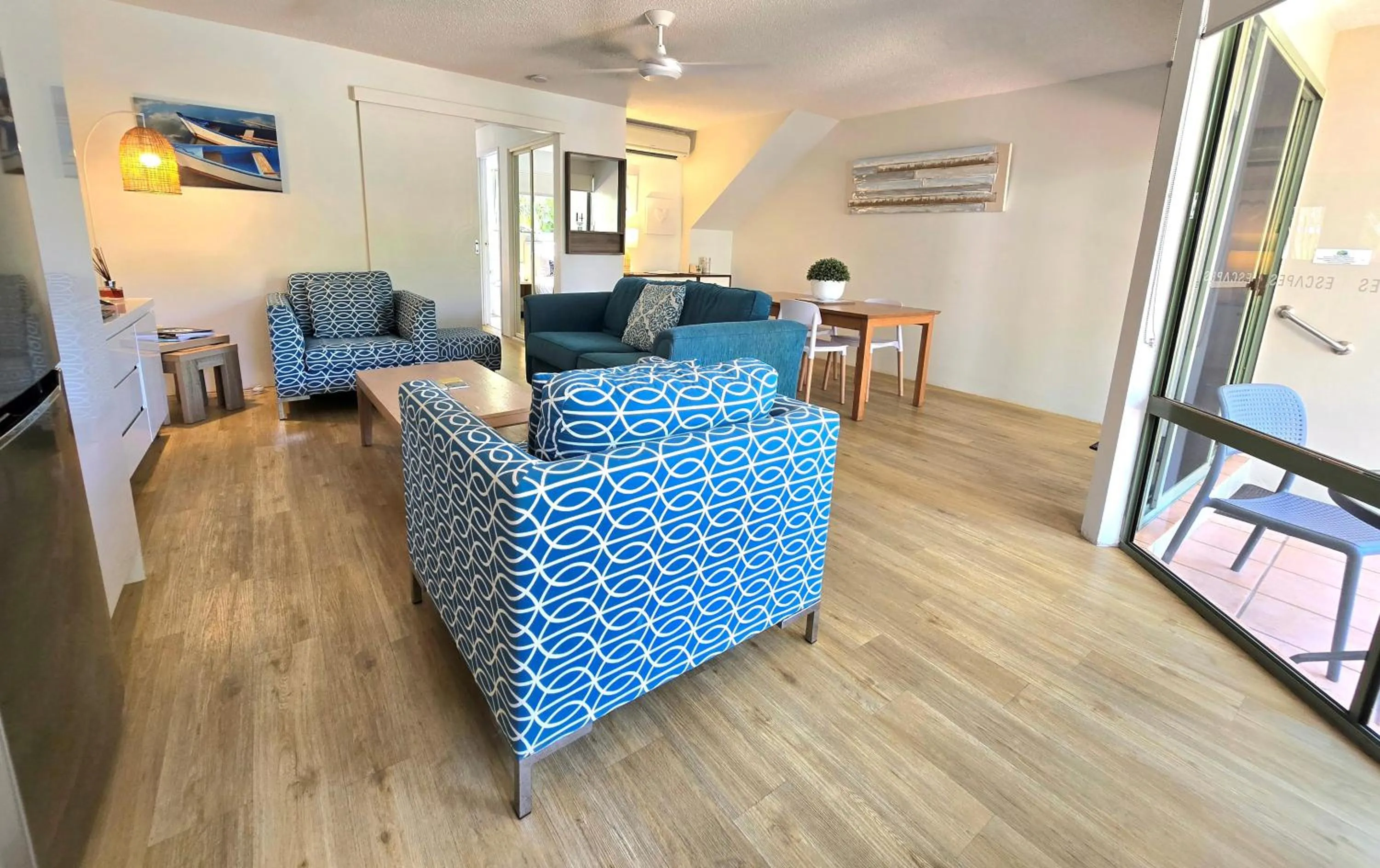 Living room in Noosa River Retreat Holiday Apartments