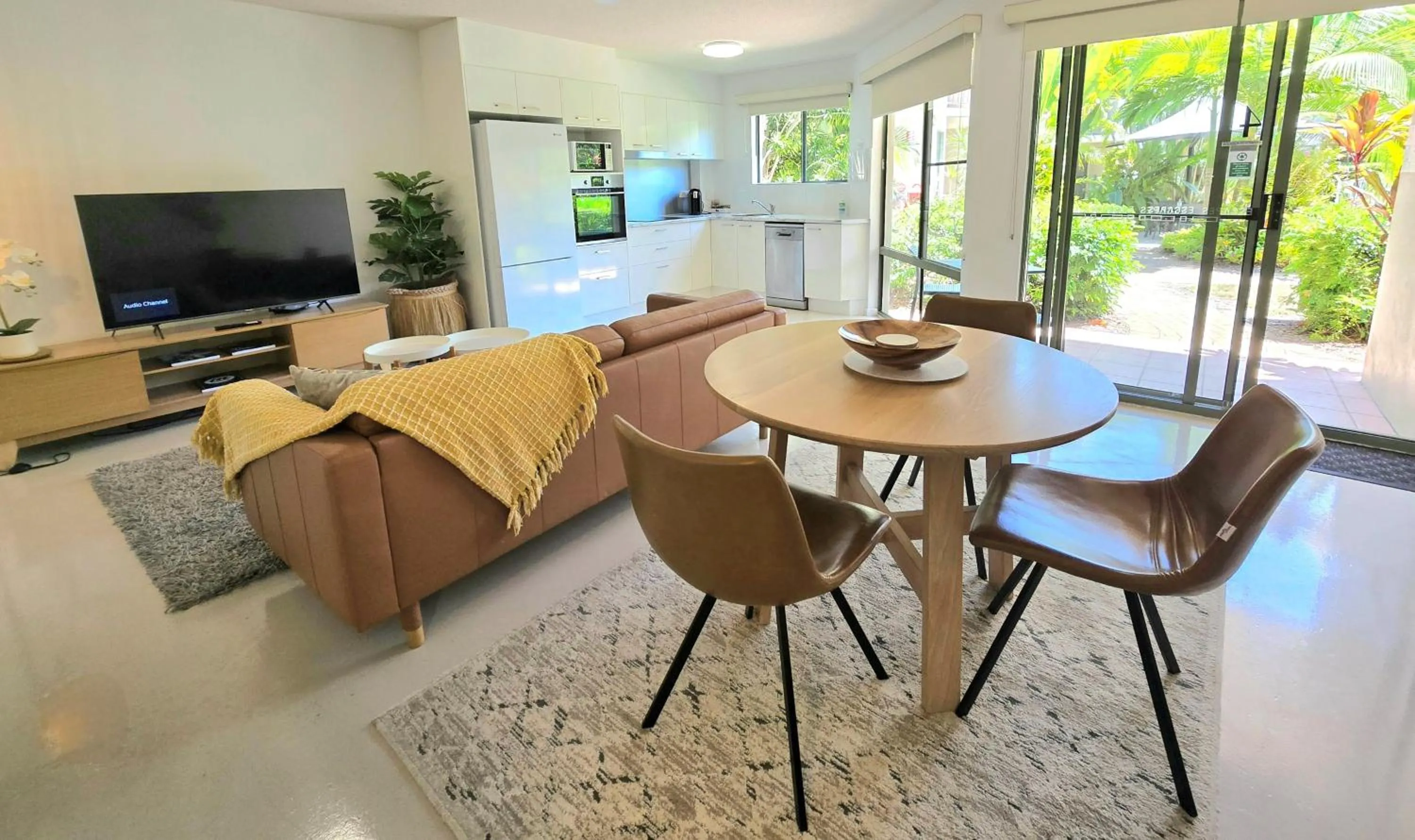 Photo of the whole room in Noosa River Retreat Holiday Apartments