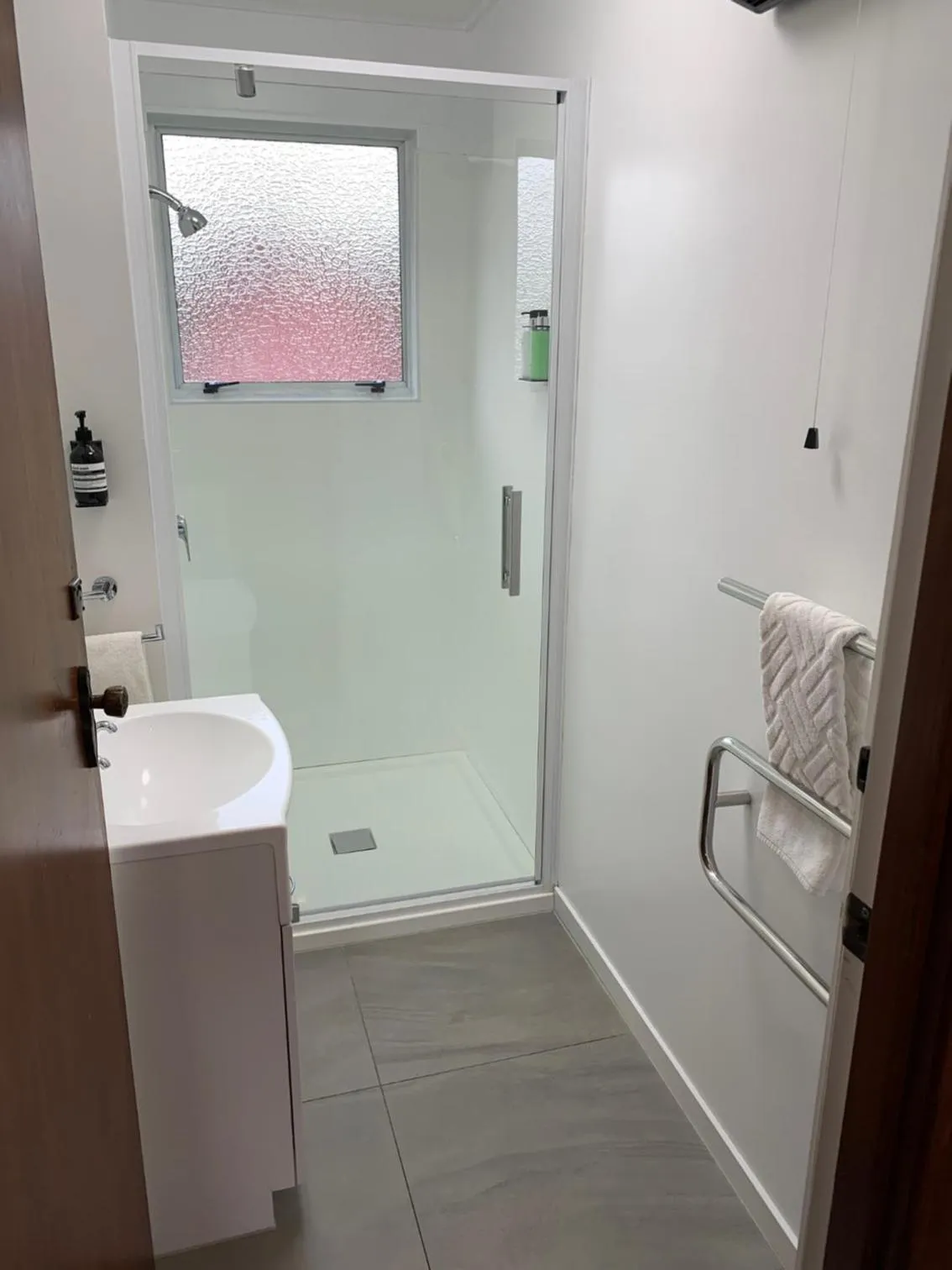 Shower in Red Tussock Motel