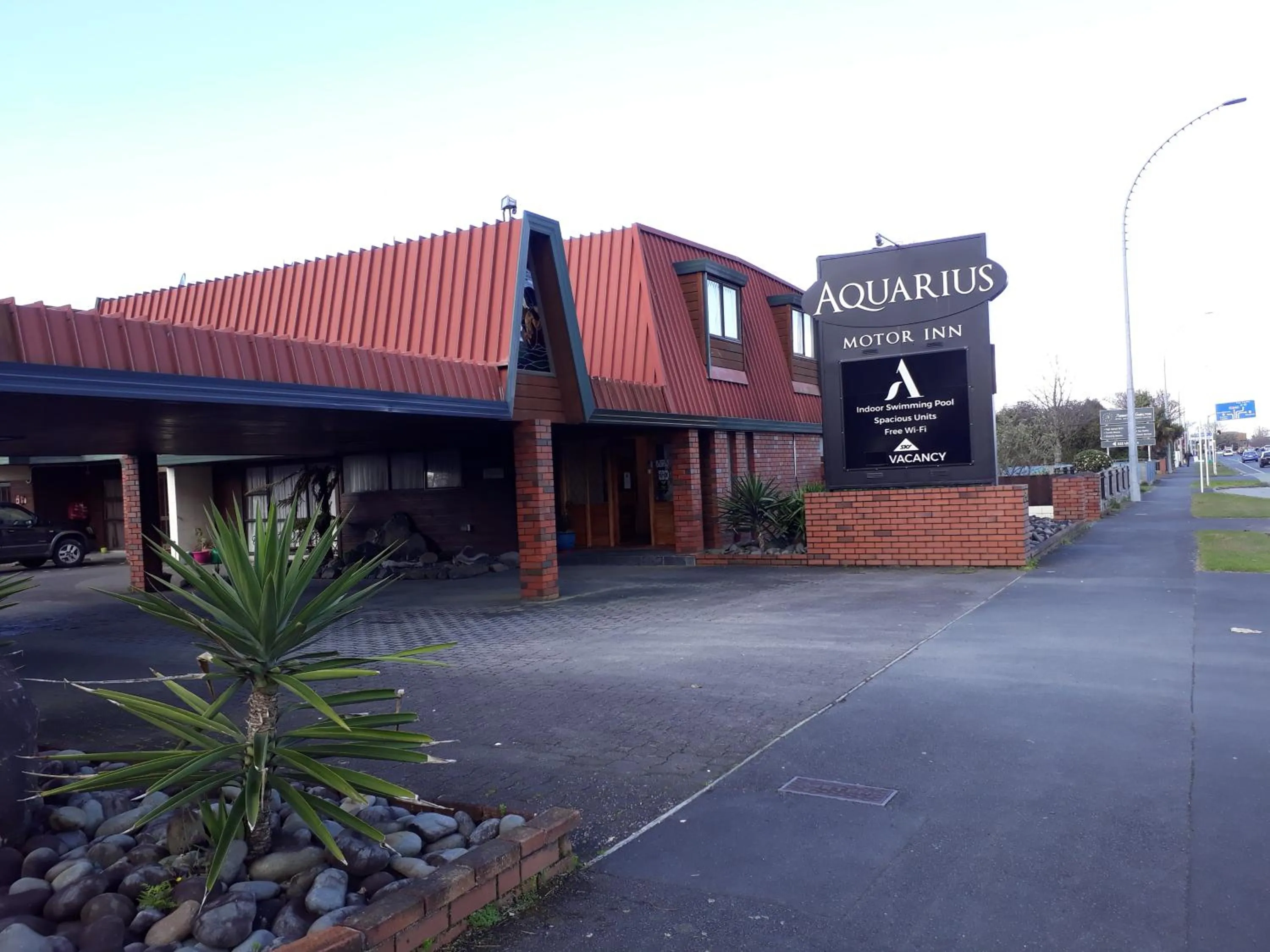 Property building in Aquarius Motor Inn