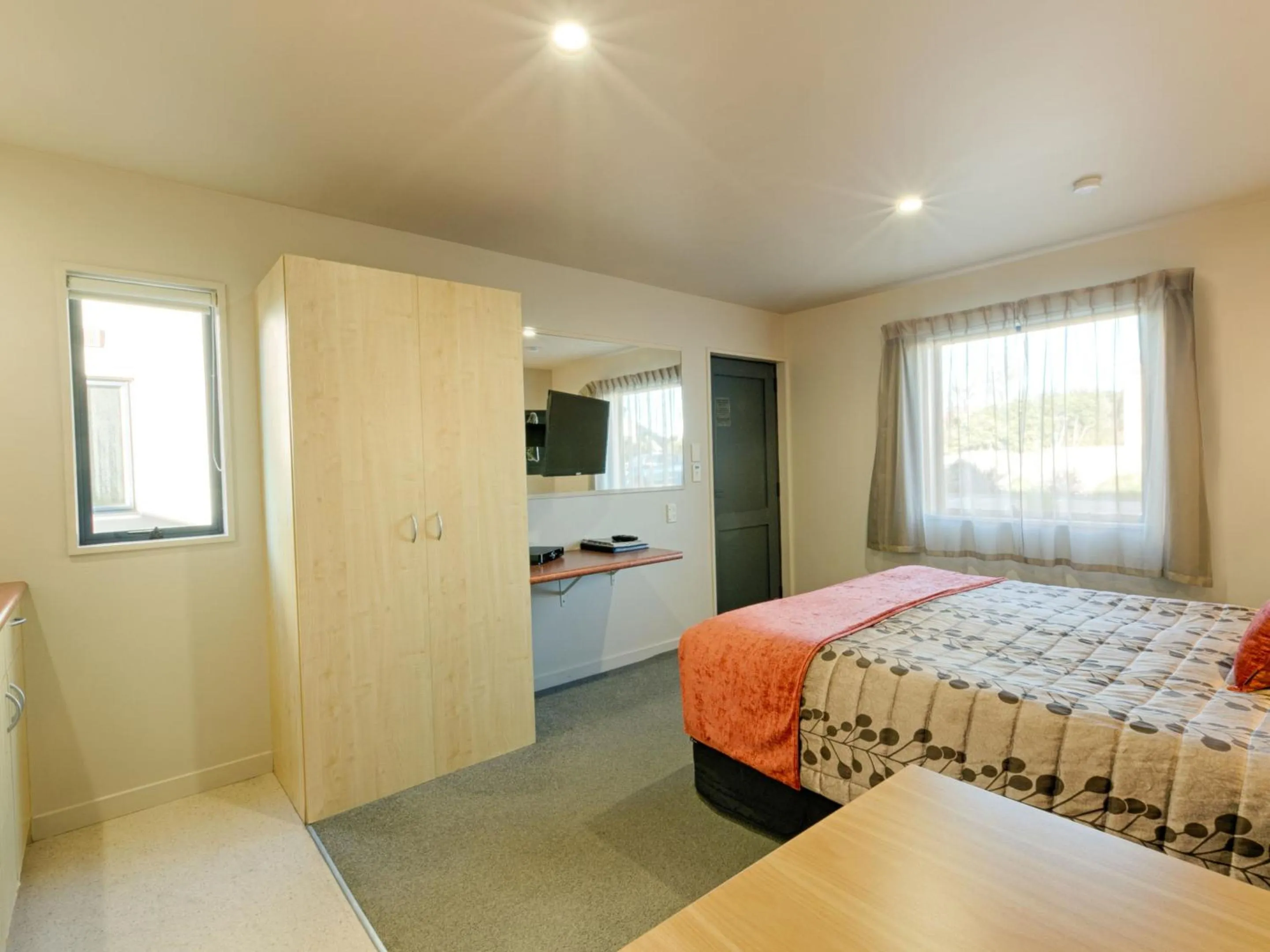 Photo of the whole room, Bed in Bella Vista Motel Greymouth