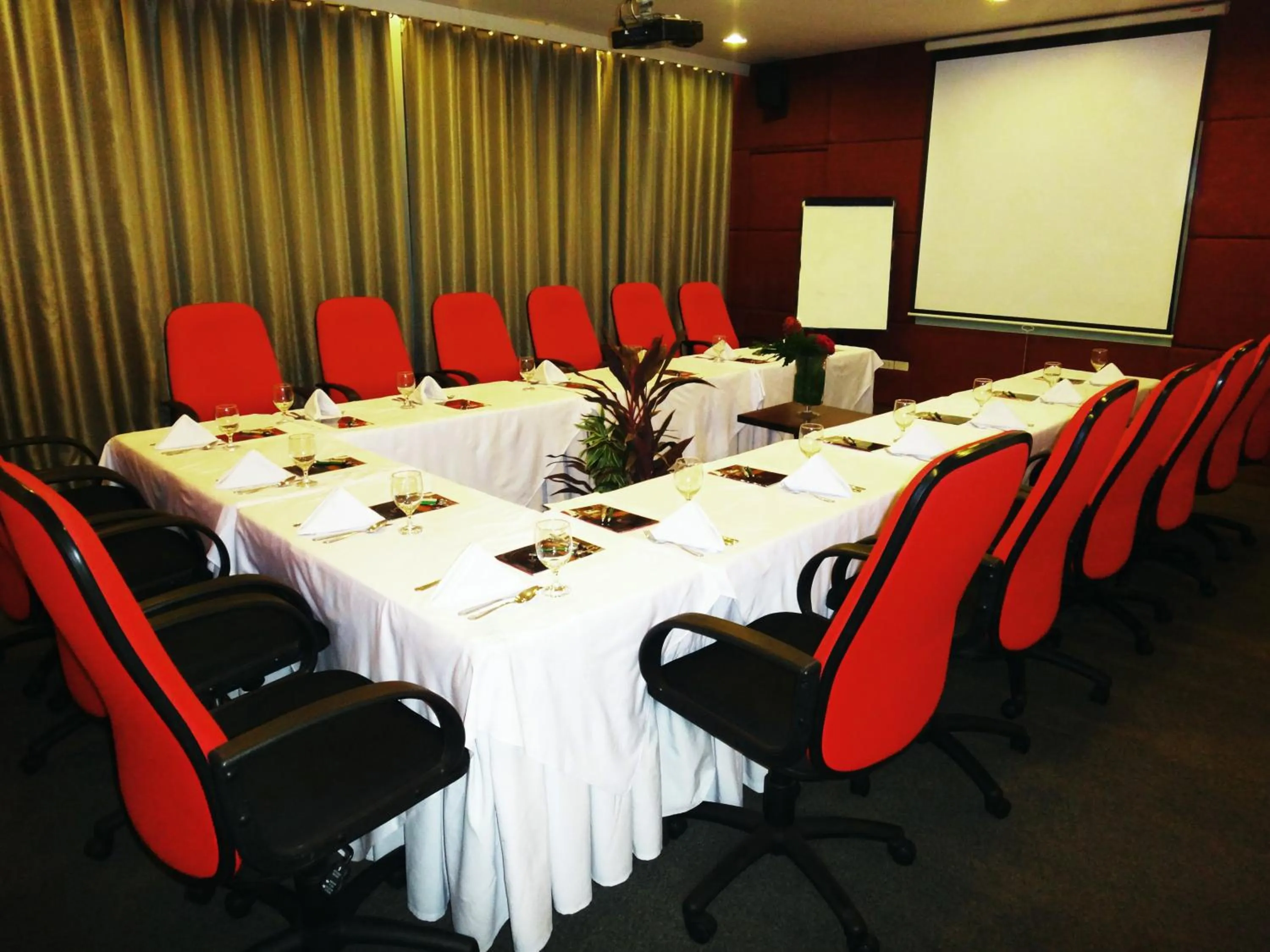 Business facilities in Hotel Celeste Makati