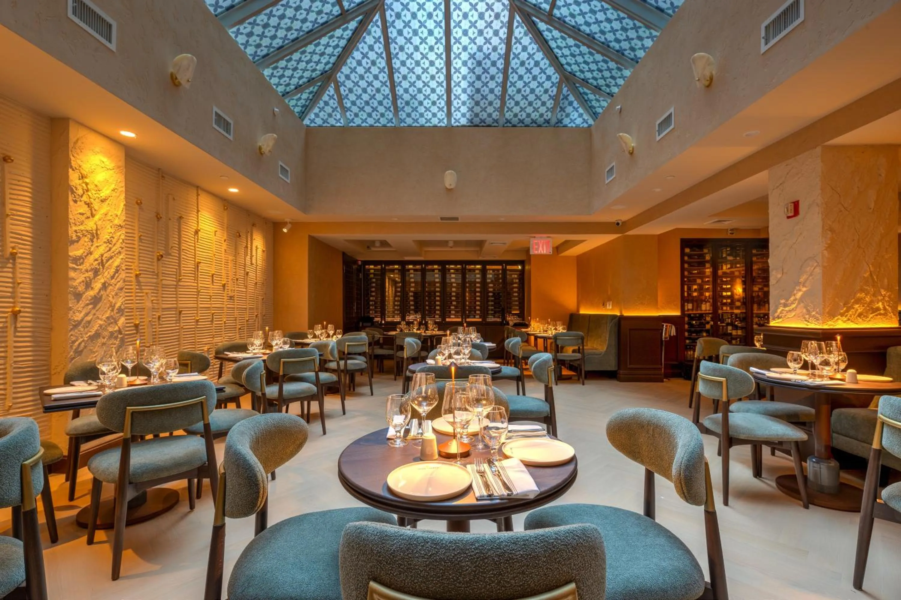 Restaurant/places to eat in Four Points by Sheraton Manhattan SoHo Village