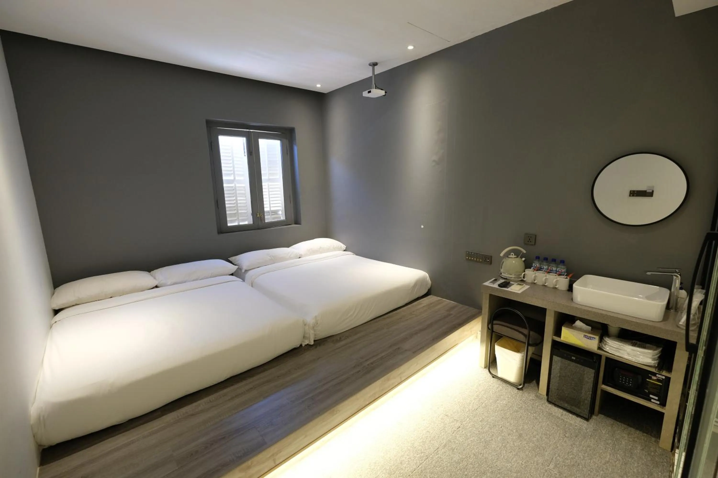 Bed in Hotel 1888 Collection