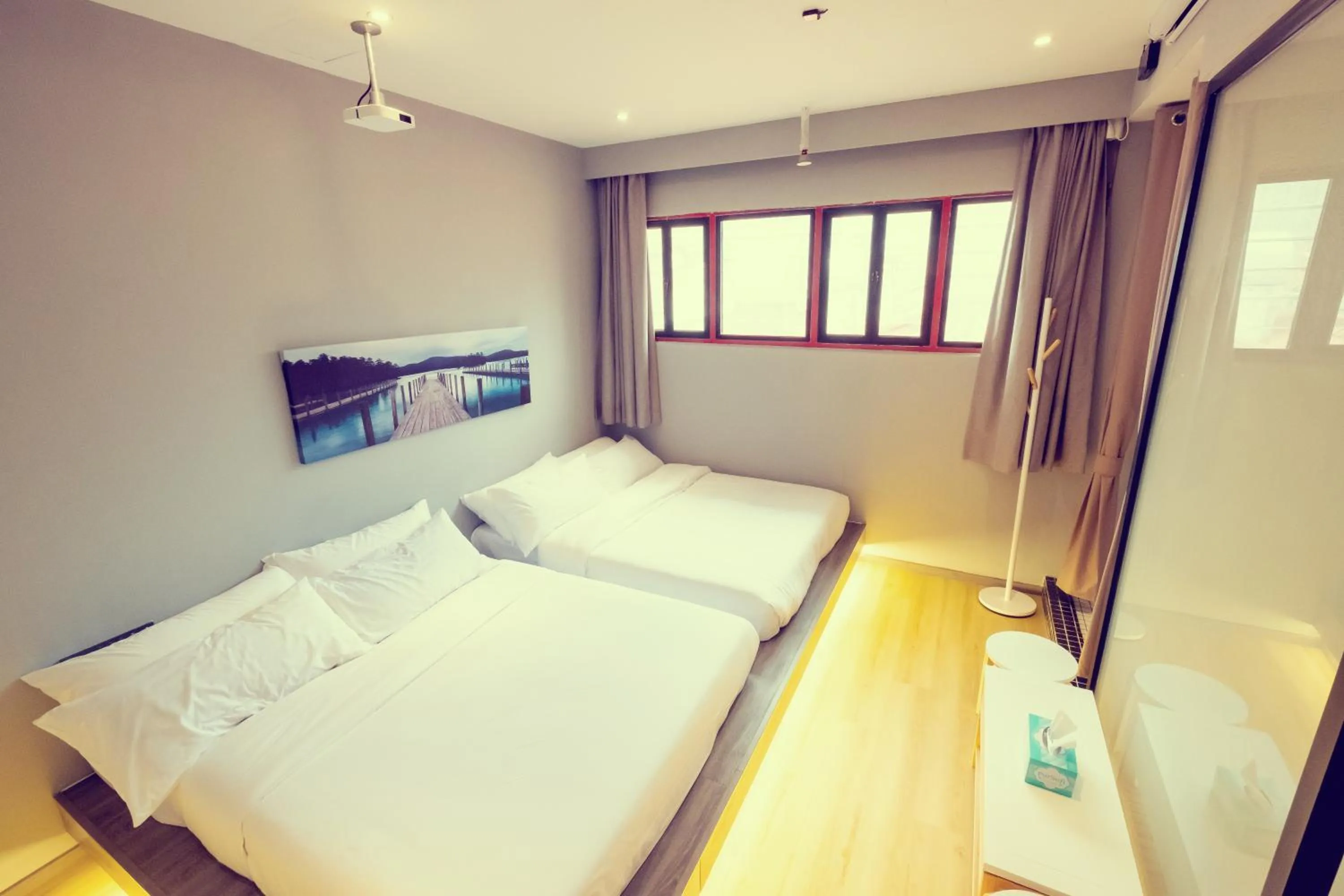 Bed in Hotel 1888 Collection