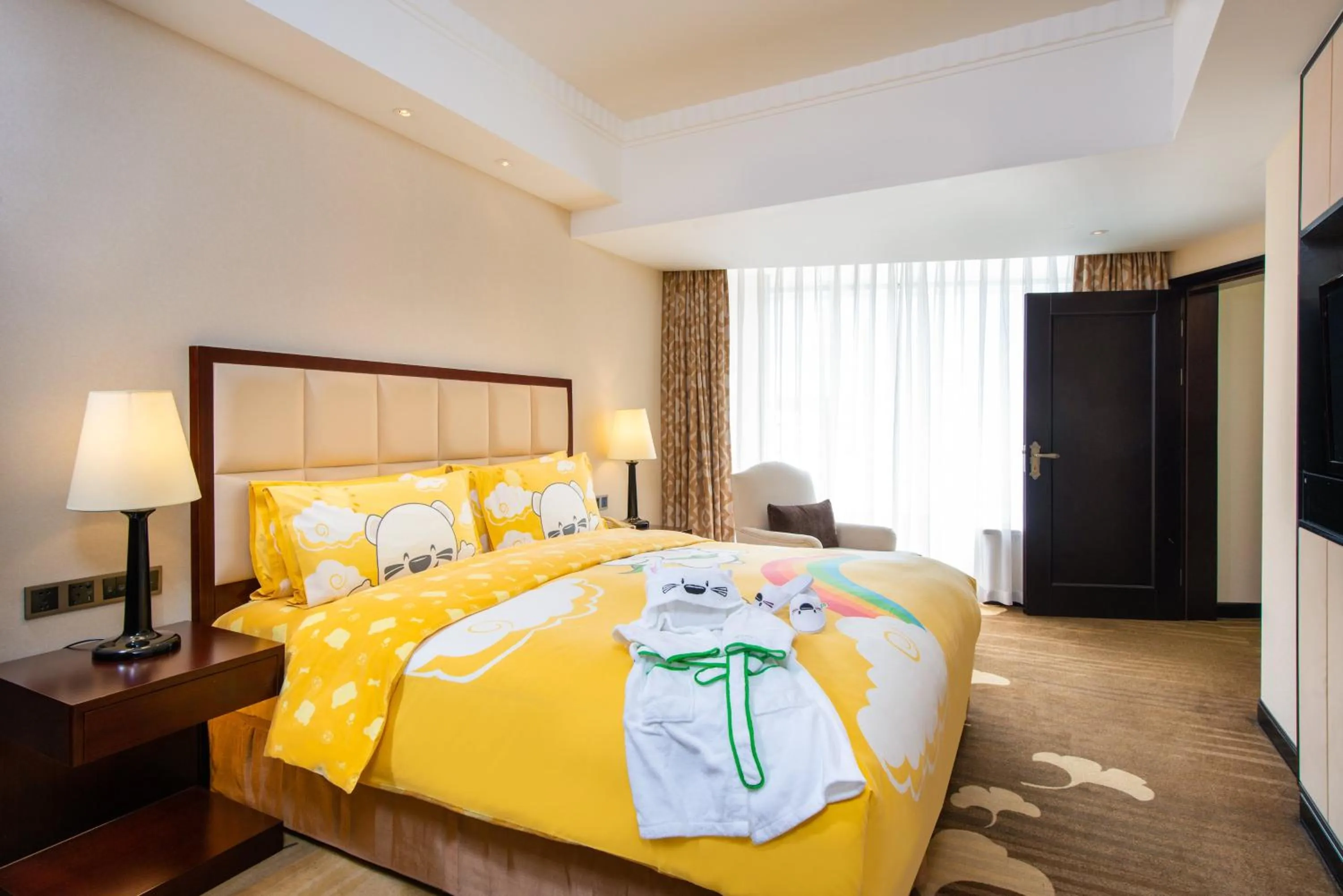 Bedroom, Bed in Holiday Inn Chengdu Century City-WestTower