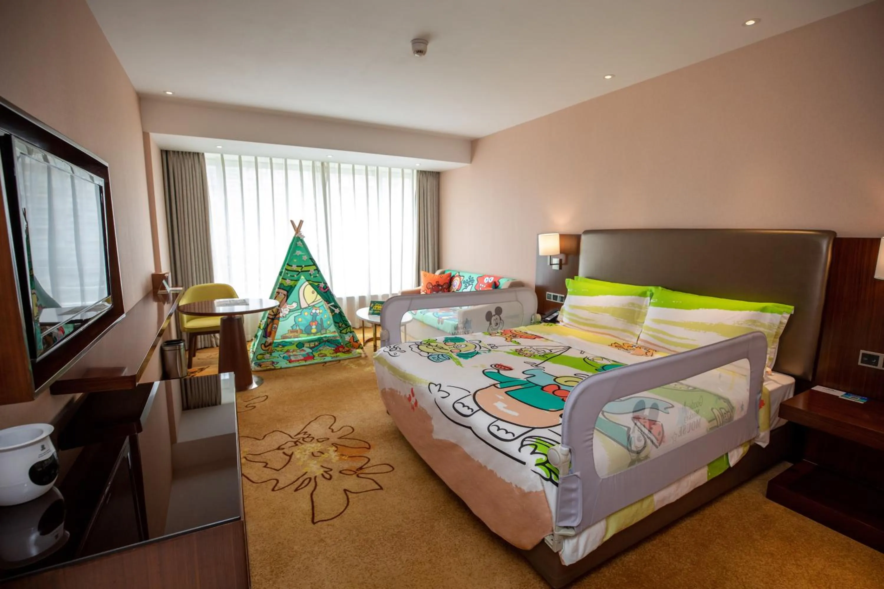 Bedroom, Bed in Holiday Inn Chengdu Century City-WestTower