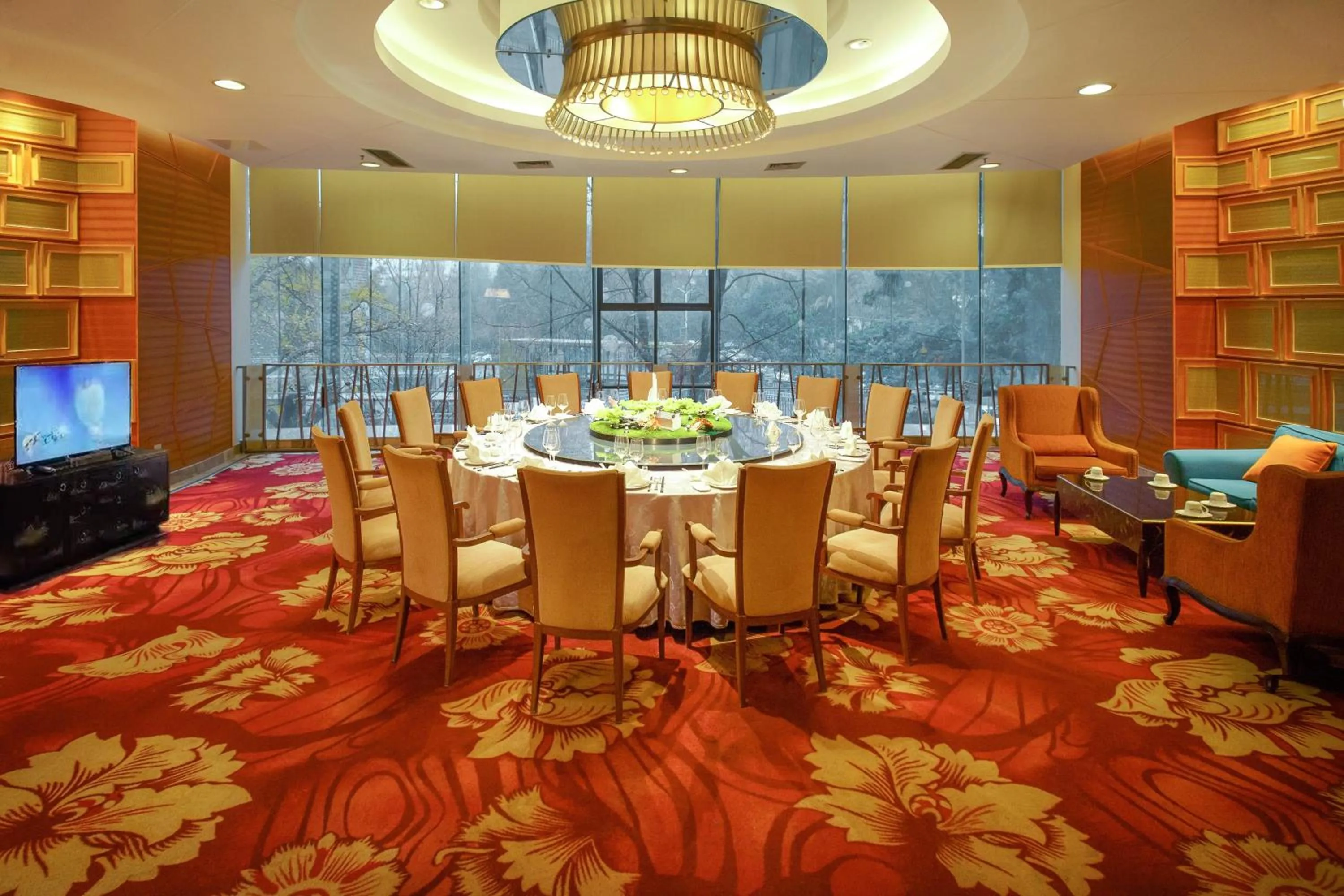 Restaurant/places to eat in Holiday Inn Chengdu Century City-WestTower