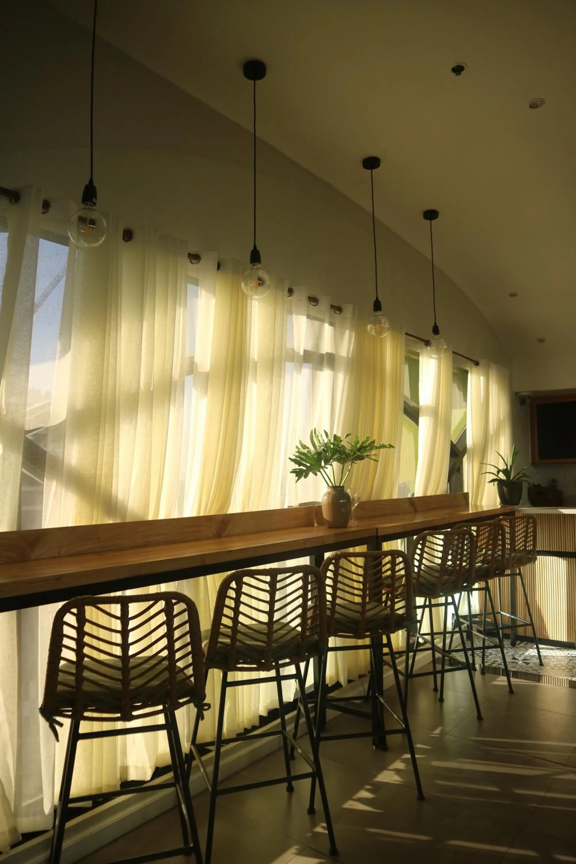 Restaurant/places to eat in Parque España Residence Hotel