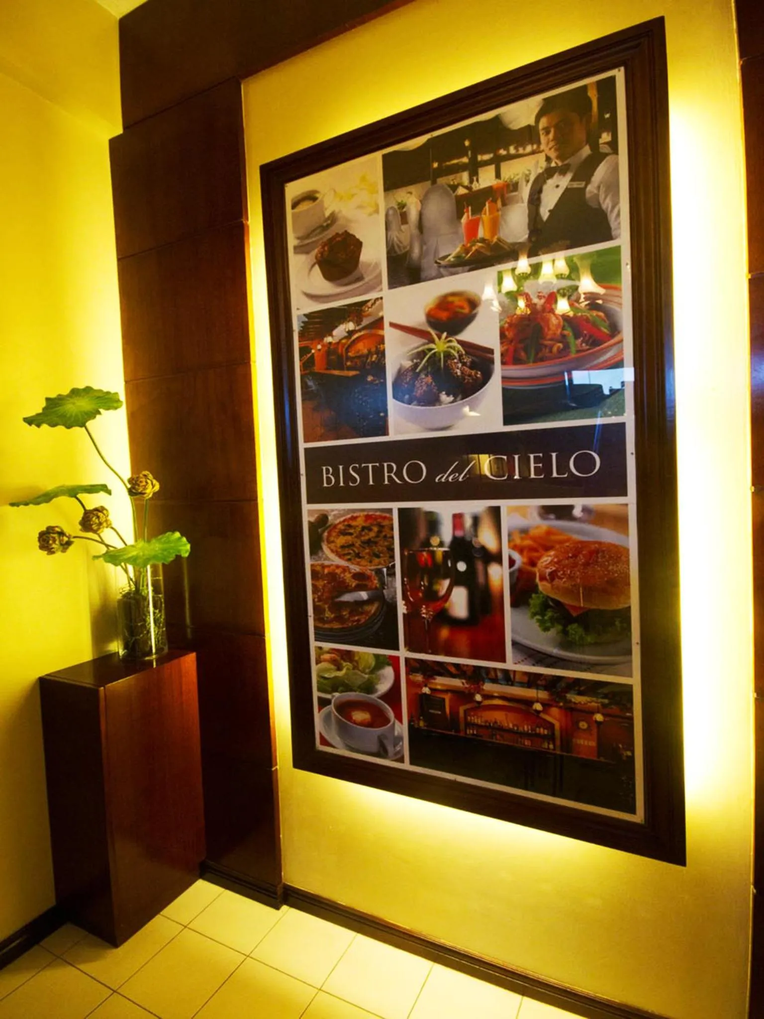 Restaurant/places to eat in Parque España Residence Hotel