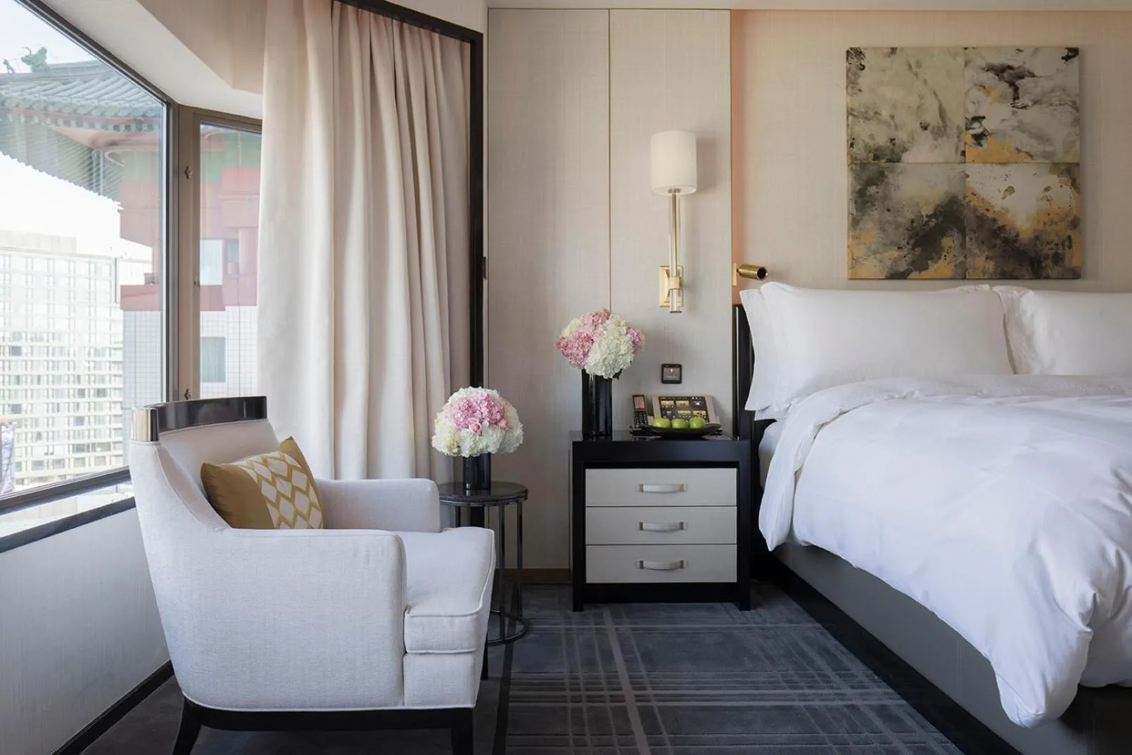 Bed in The Peninsula Beijing