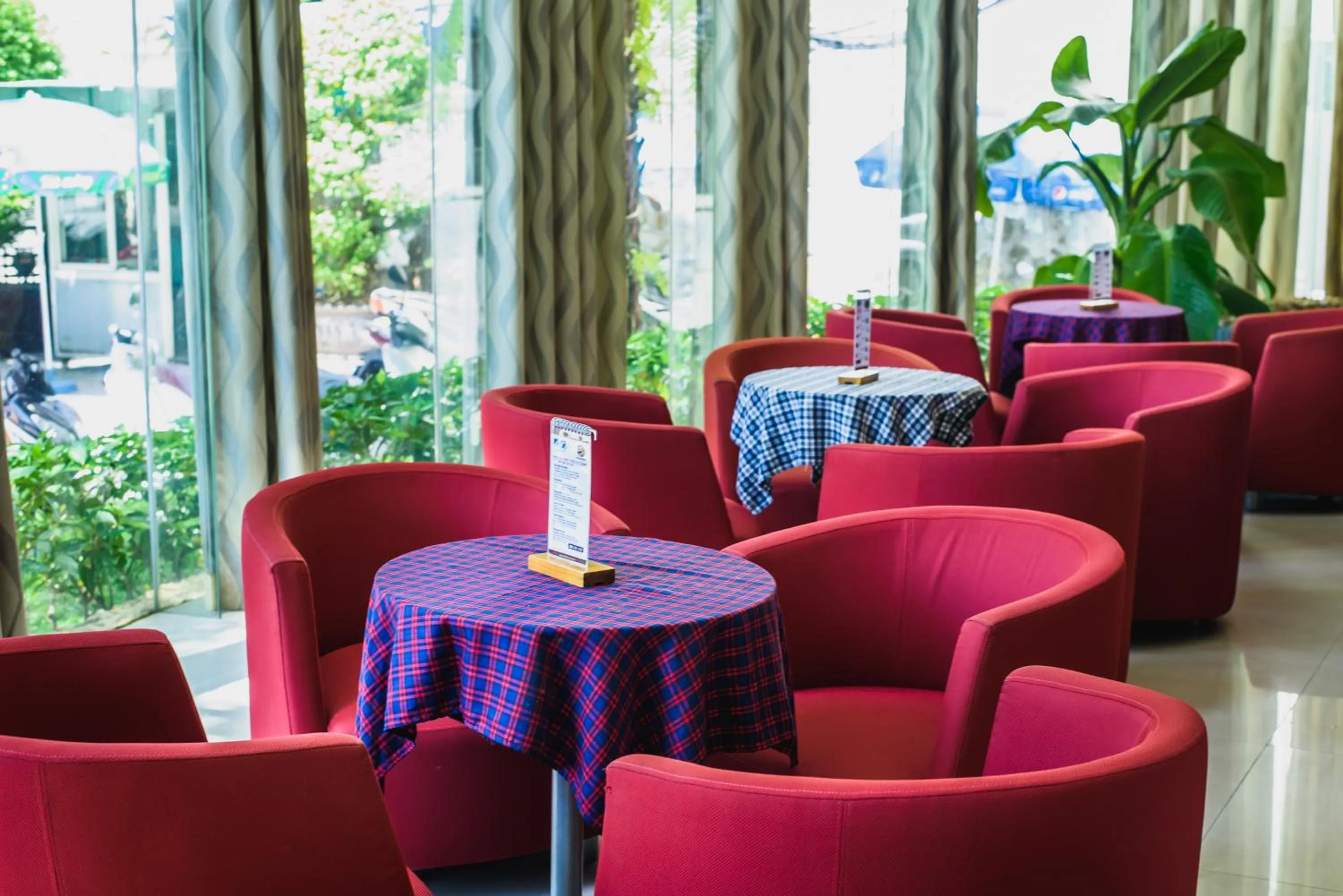 Lobby or reception in Mondial Hotel Hue