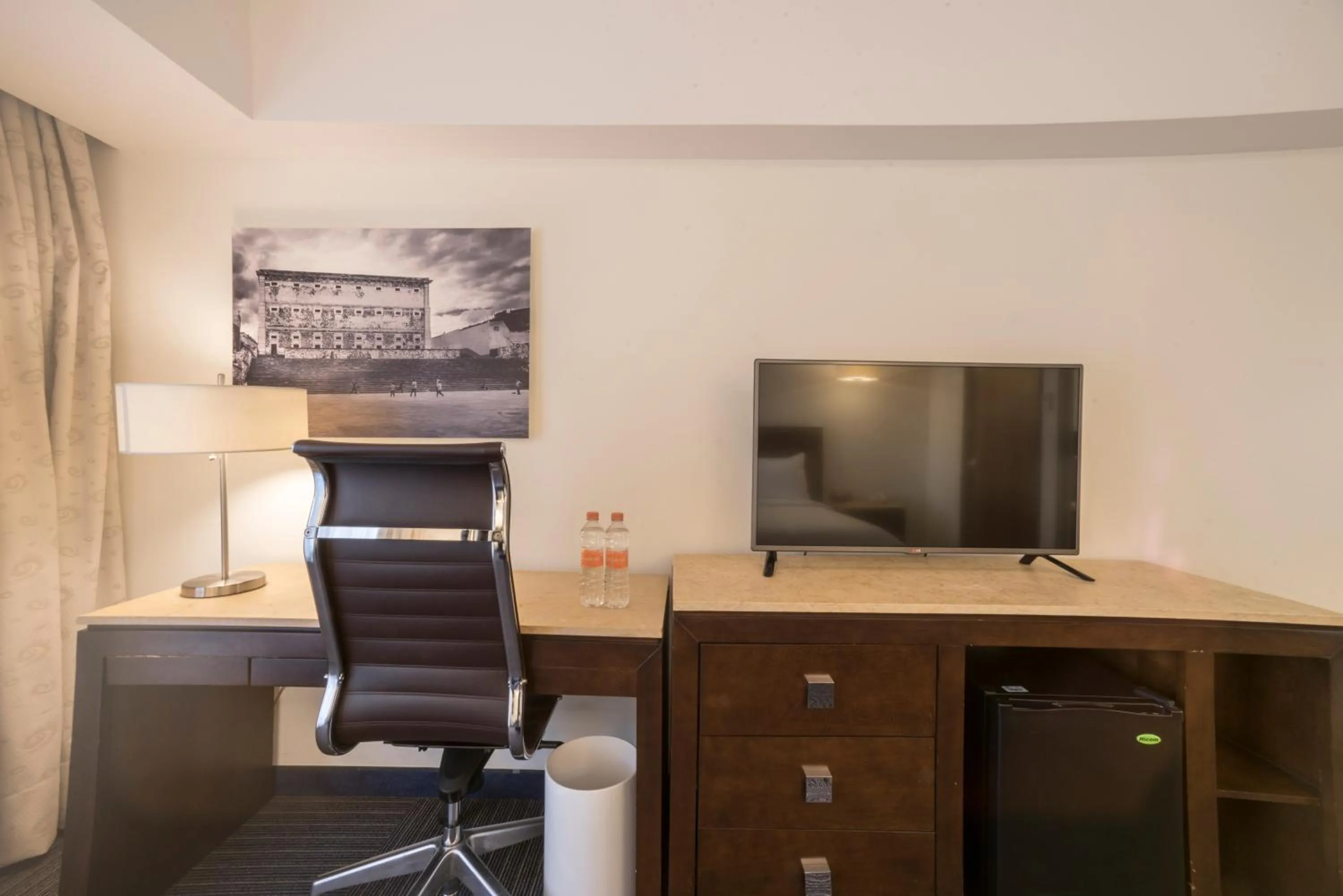 TV and multimedia in Hotel Ex-Hacienda San Xavier