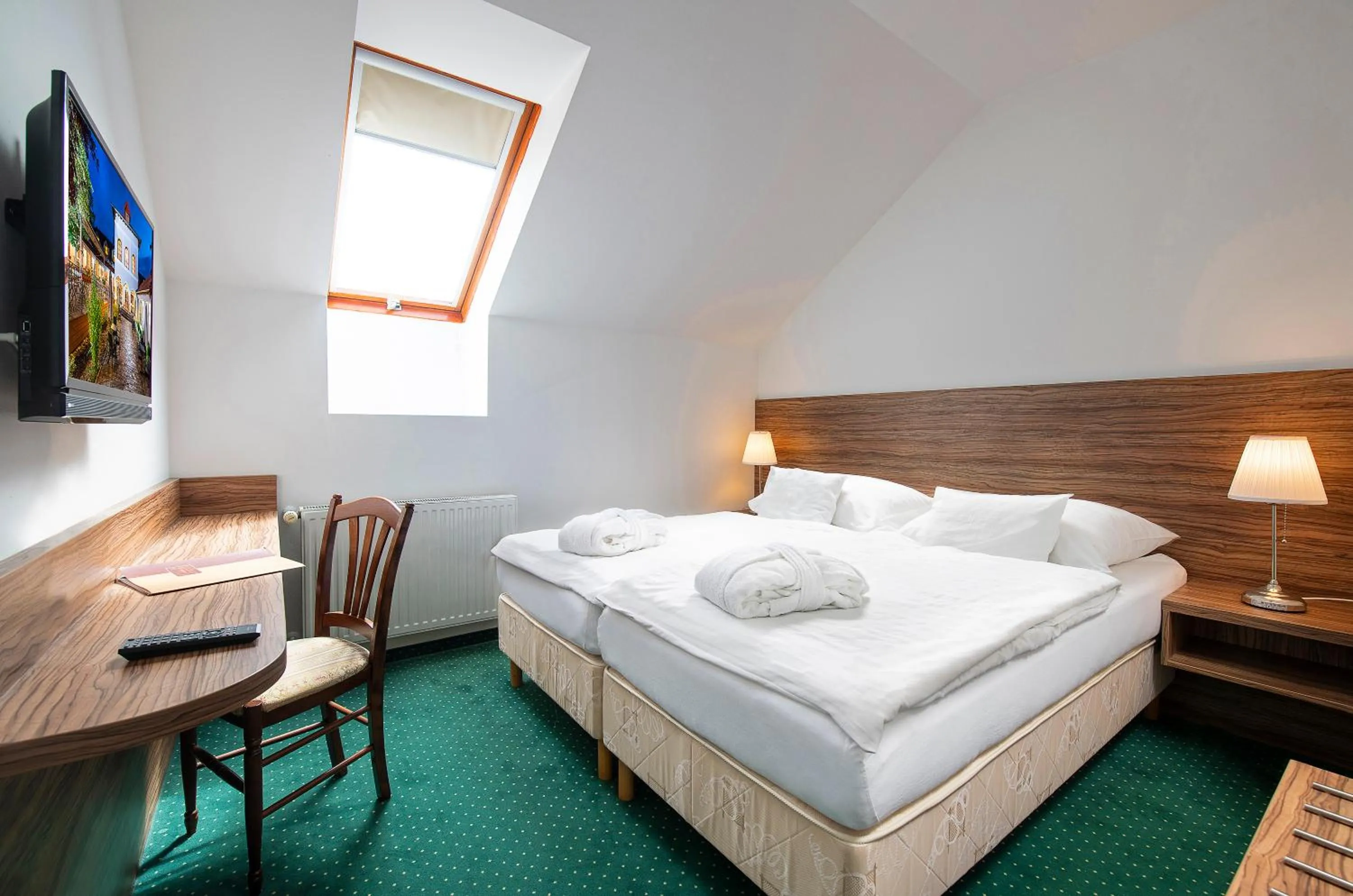 Bed in Bodrogi Kúria Wellness Hotel