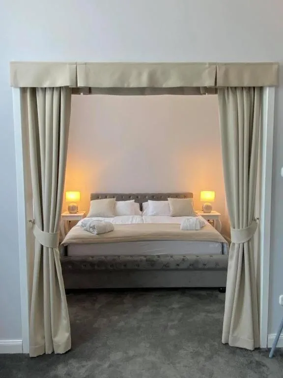 Bed in Bodrogi Kúria Wellness Hotel