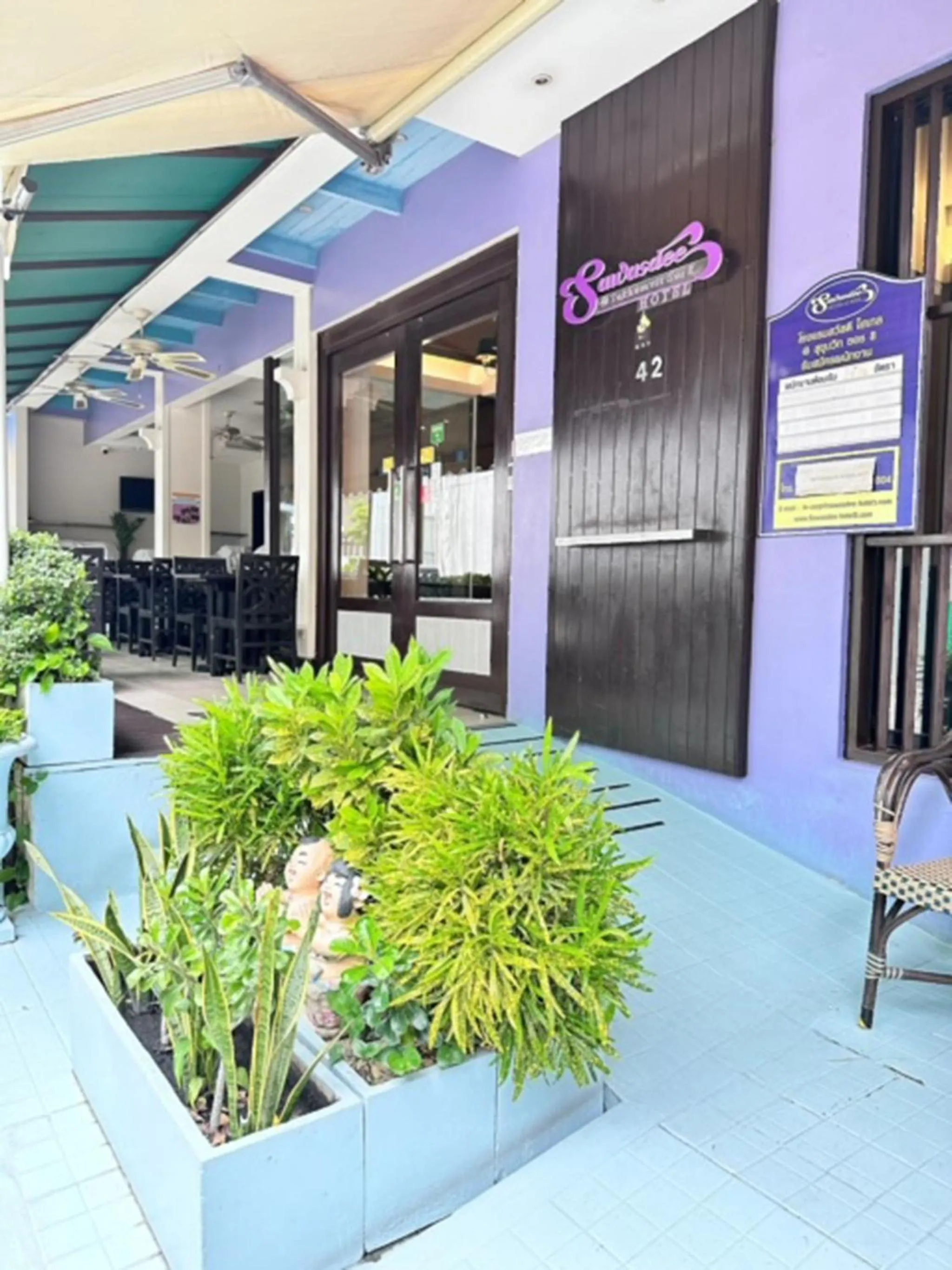 Facade/entrance in Sawasdee Hotel @ Sukhumvit Soi 8