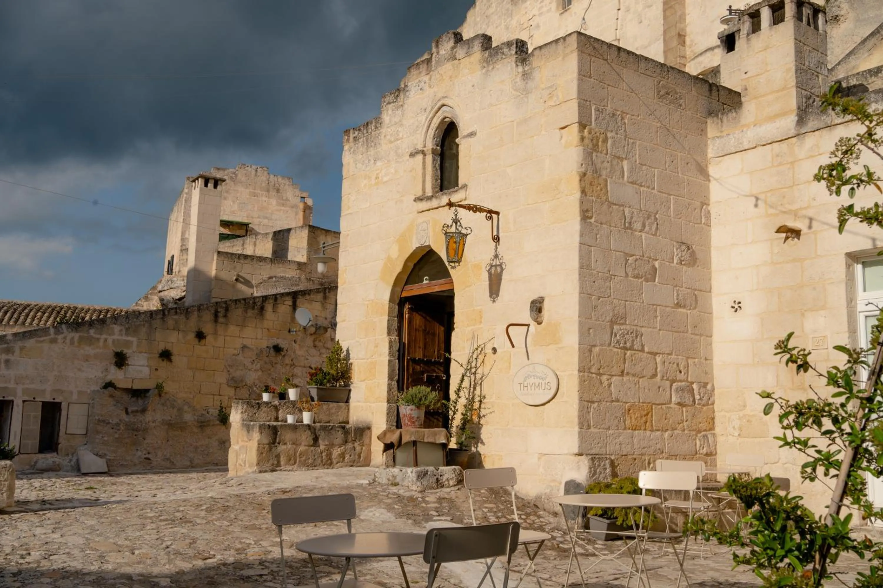 Property building in Thymus Residence nei Sassi