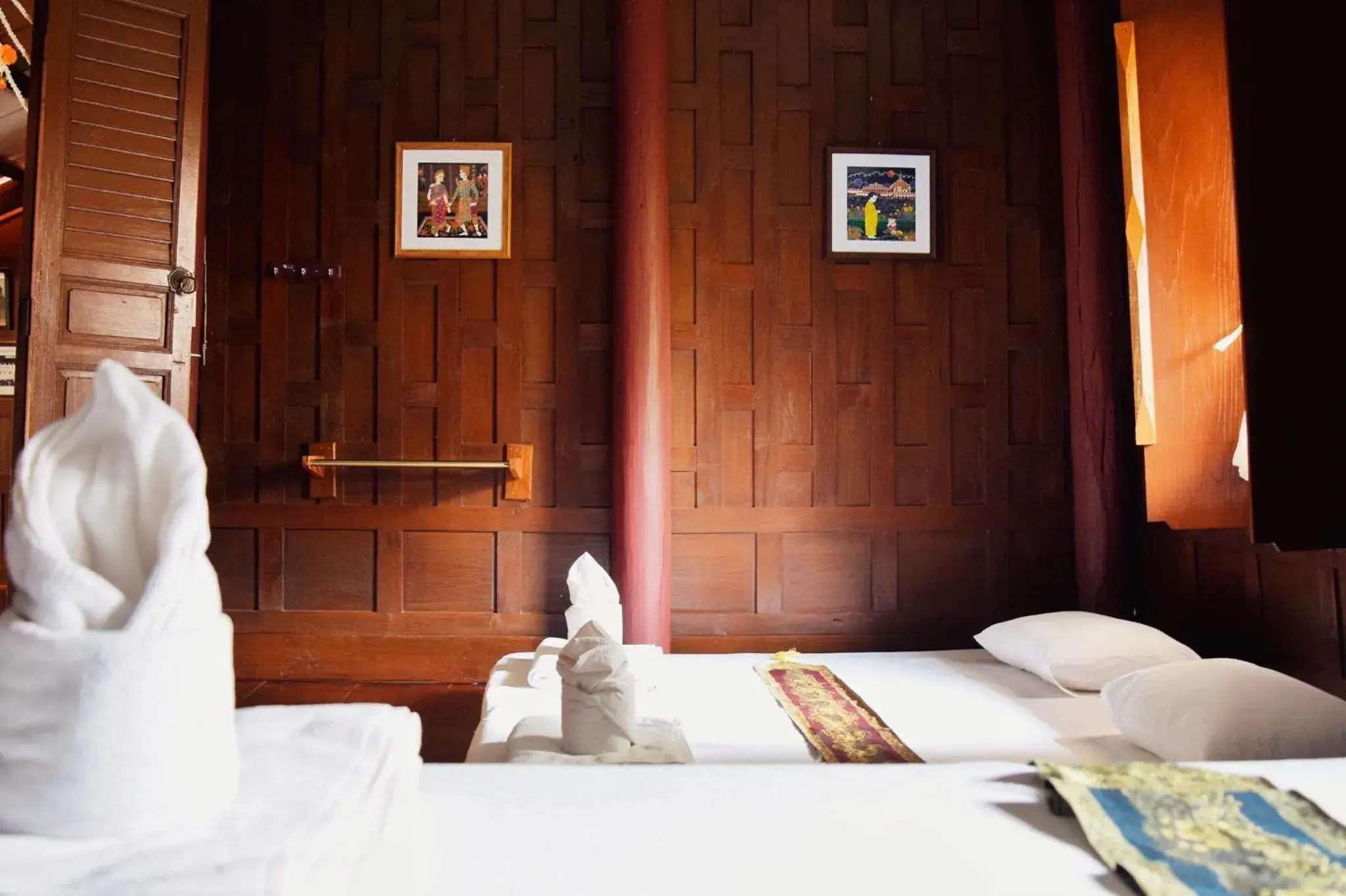 Family Room with Shared Bathroom in บ้านกรนรา Baan Kornnara Family Room with Shared Bathroom in บ้านกรนรา Baan Kornnara