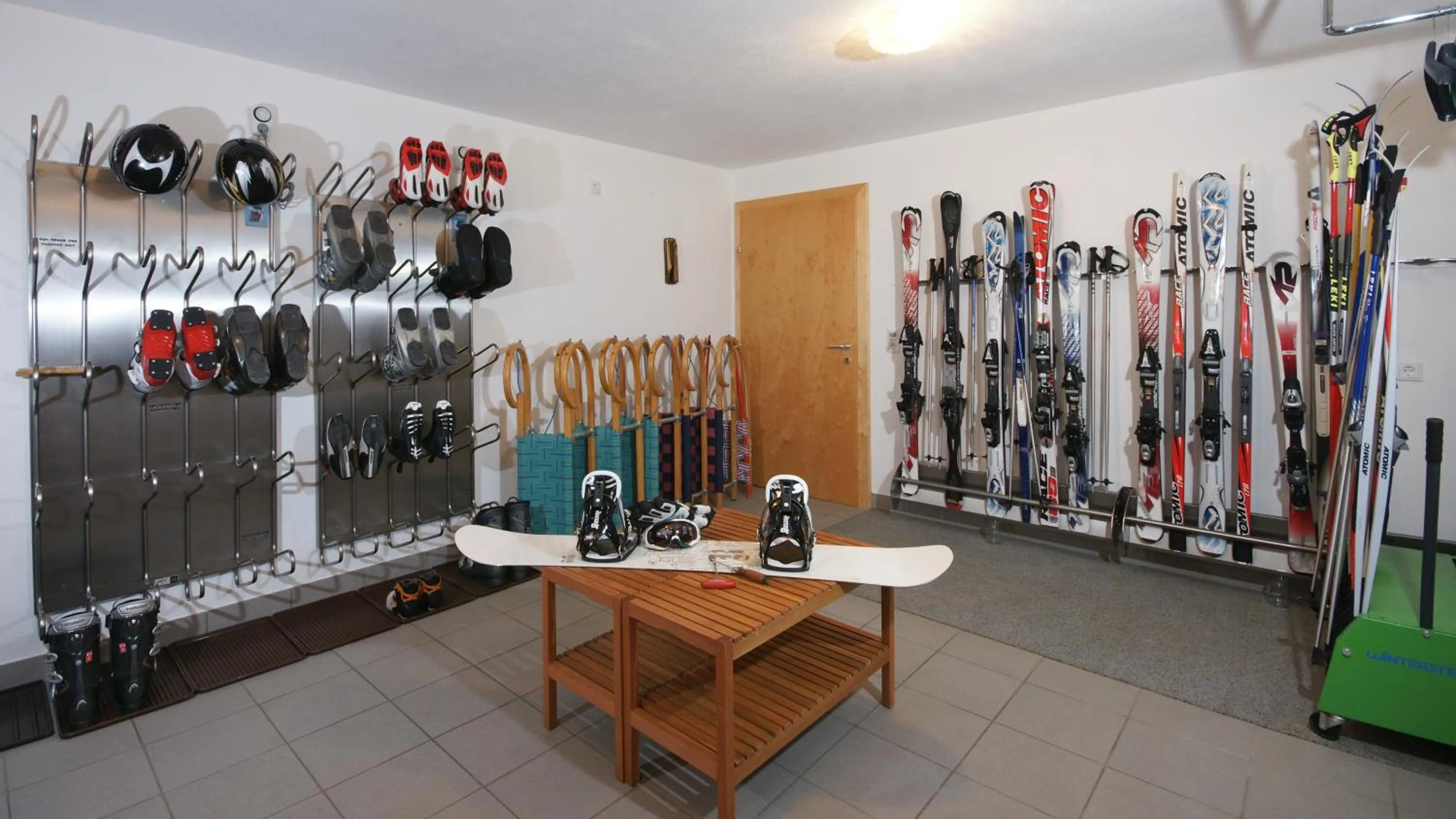 Skiing in Hotel-Garni Weidacherhof