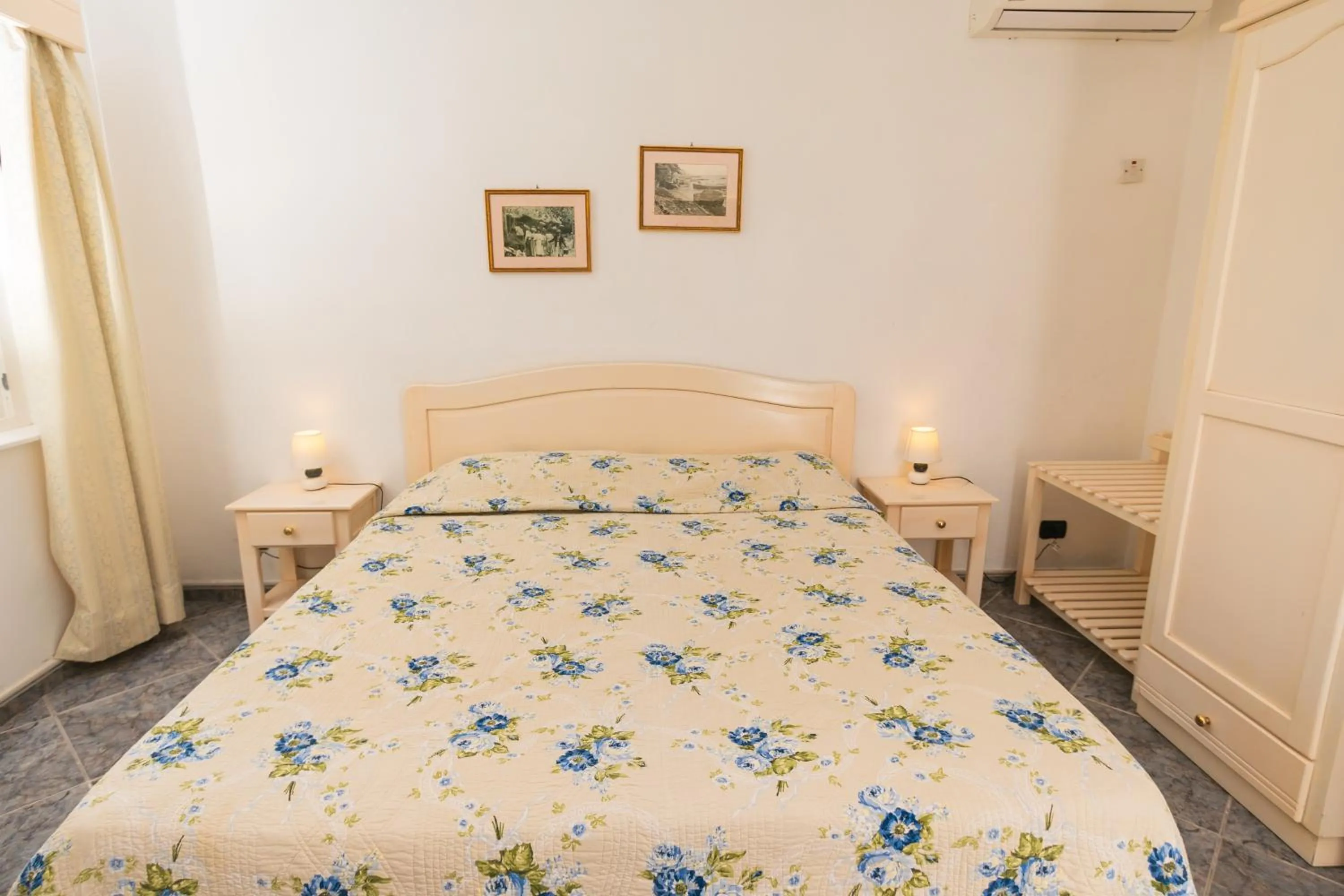 Bed in Residence Capri - Mont Choisy