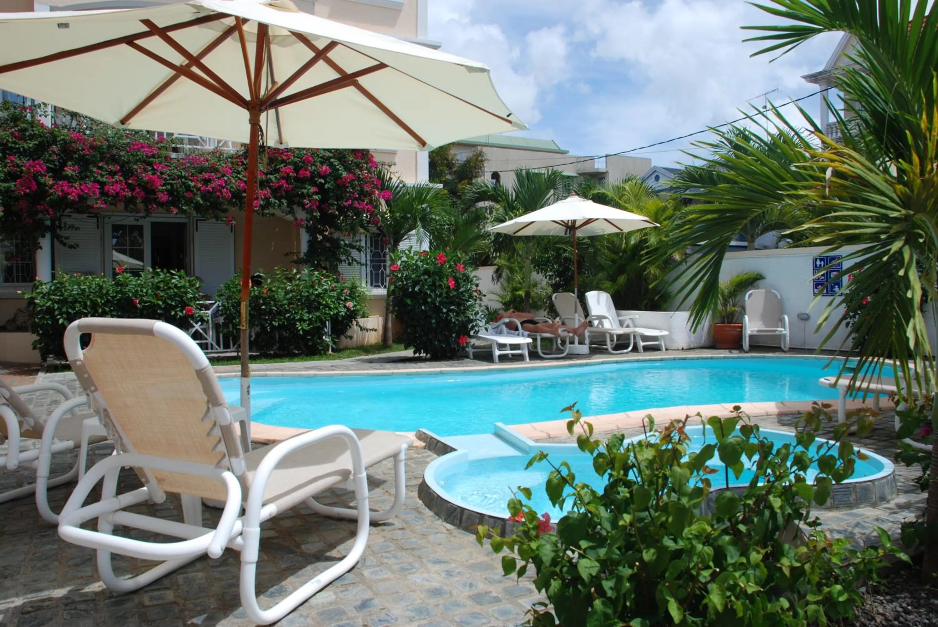 Swimming pool in Residence Capri - Mont Choisy