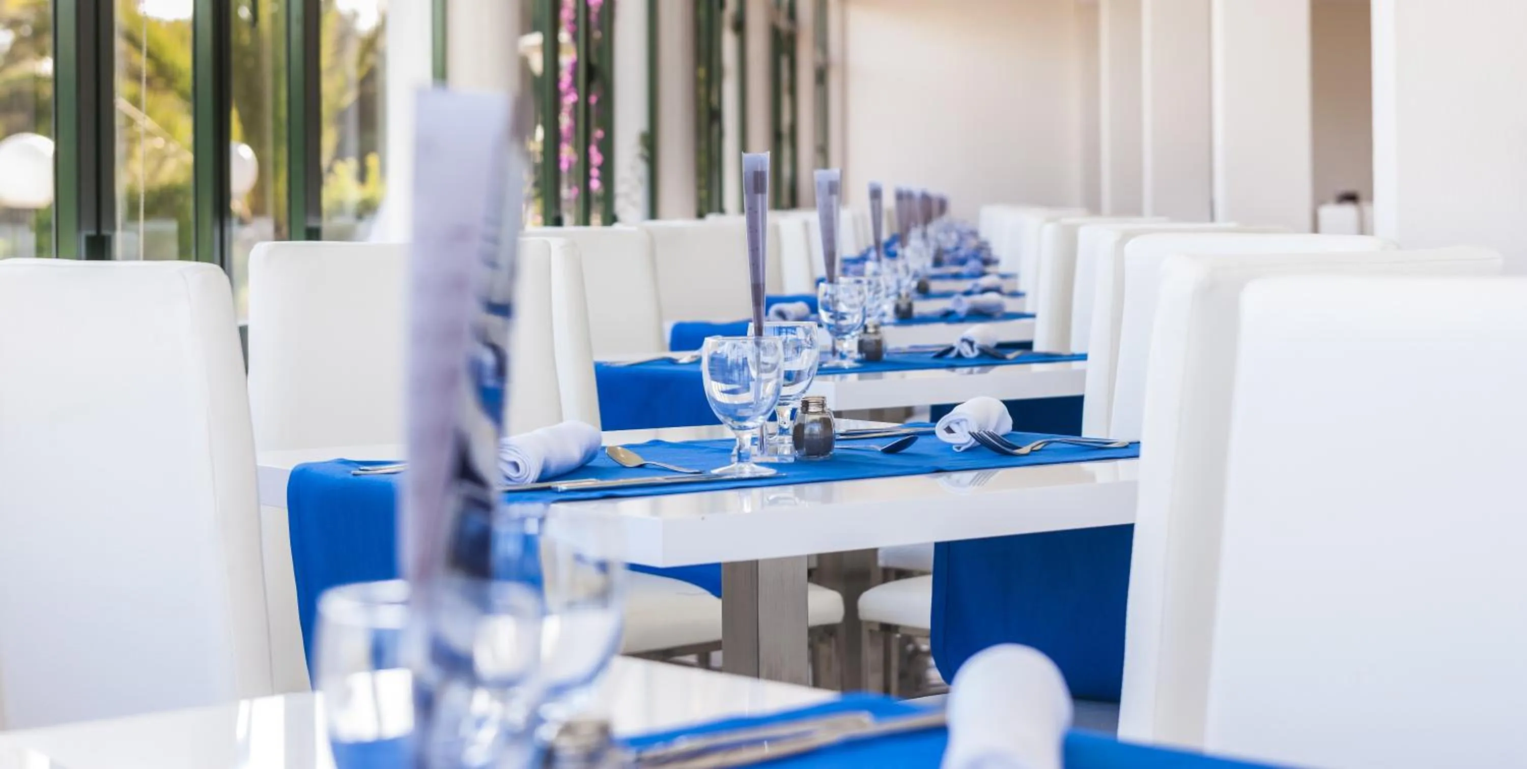 Restaurant/places to eat in Globales Cala'n Blanes
