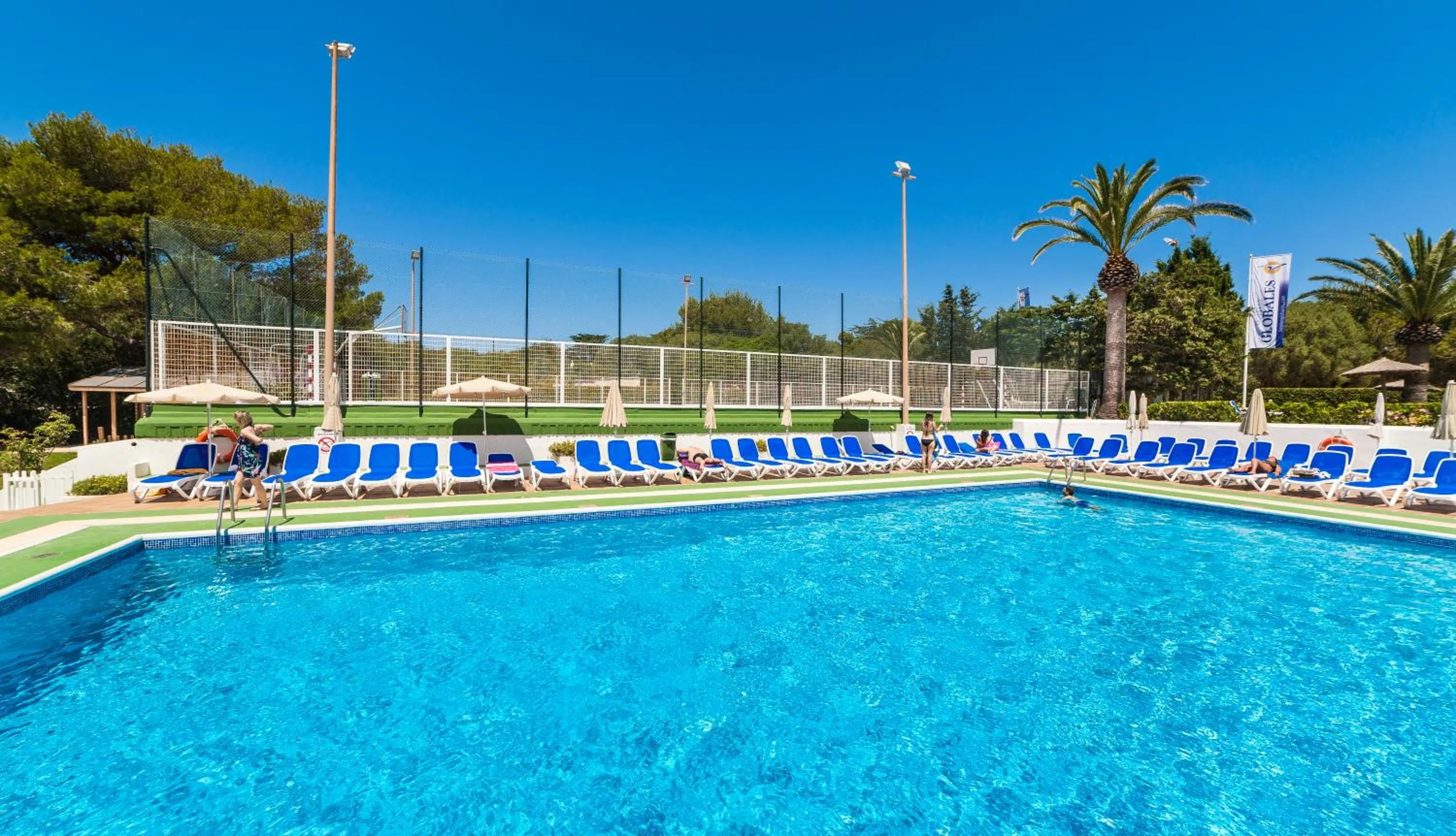 Swimming pool in Globales Cala'n Blanes