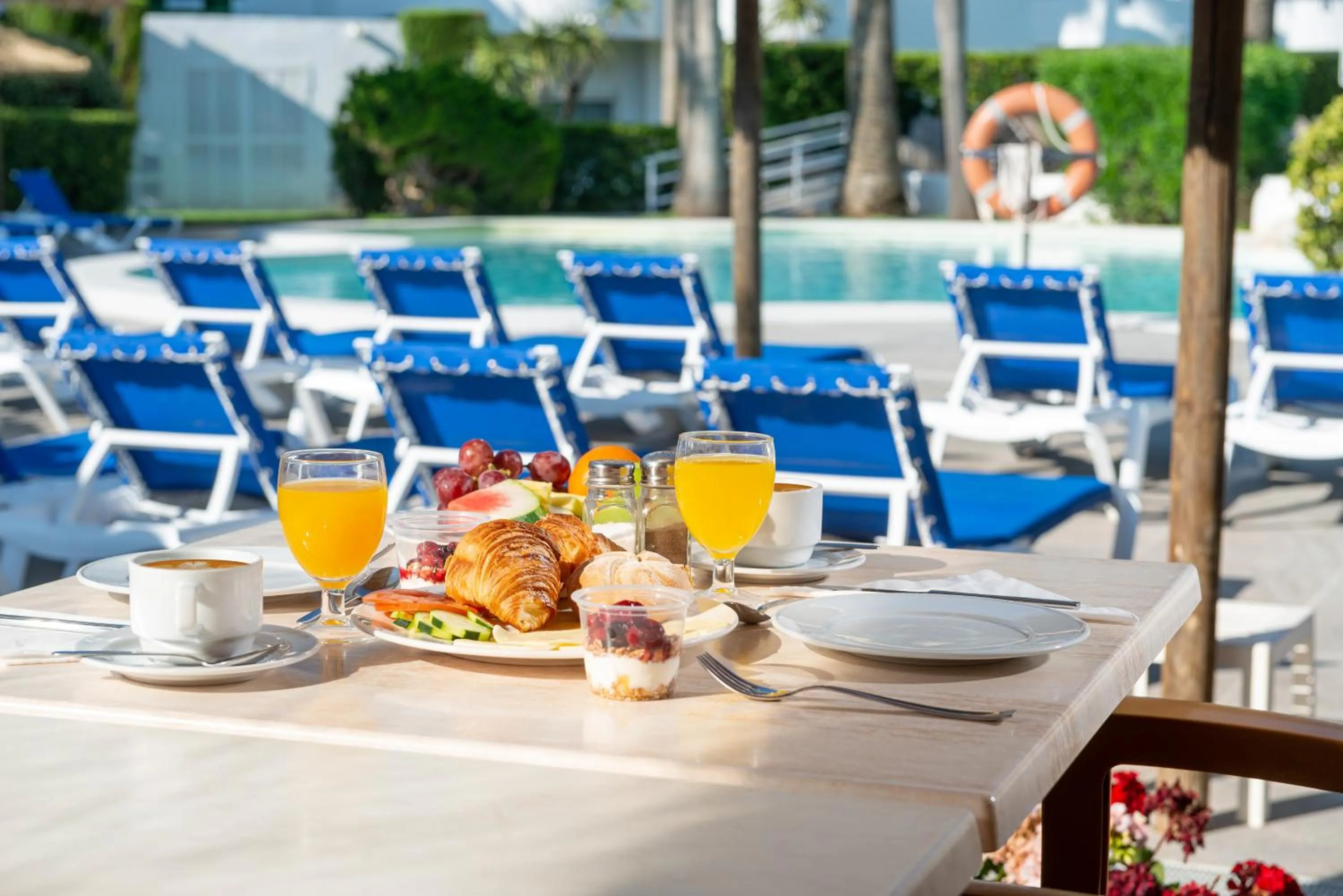 Breakfast in Alcudia Beach Apartments