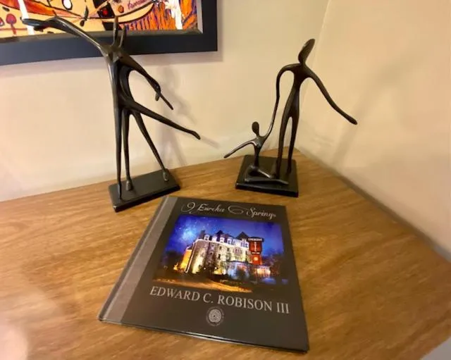 Decorative detail in Rock Cottage Gardens B&B