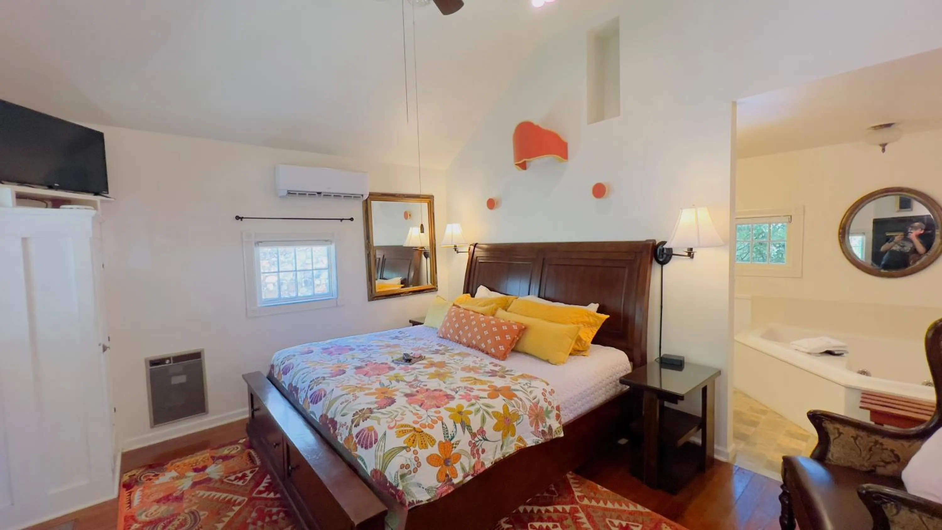 Bed in Rock Cottage Gardens B&B