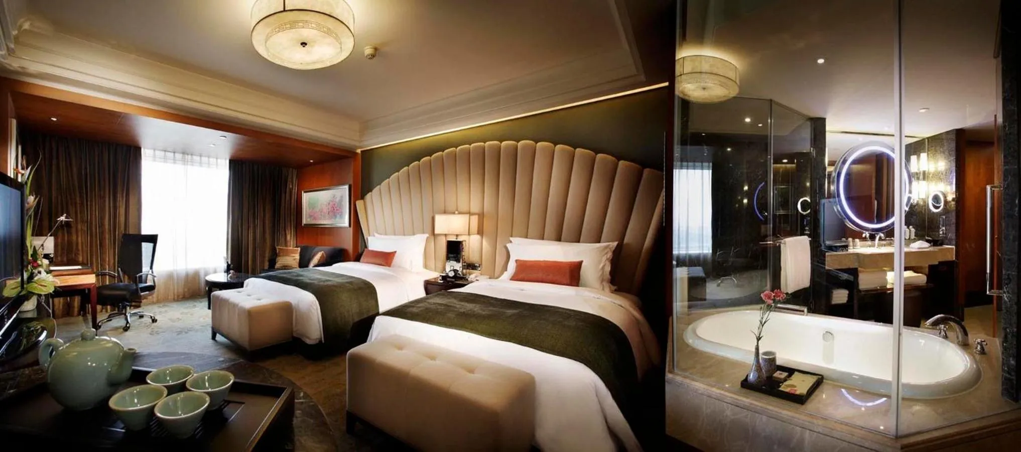 Photo of the whole room, Bed in InterContinental Century City Chengdu