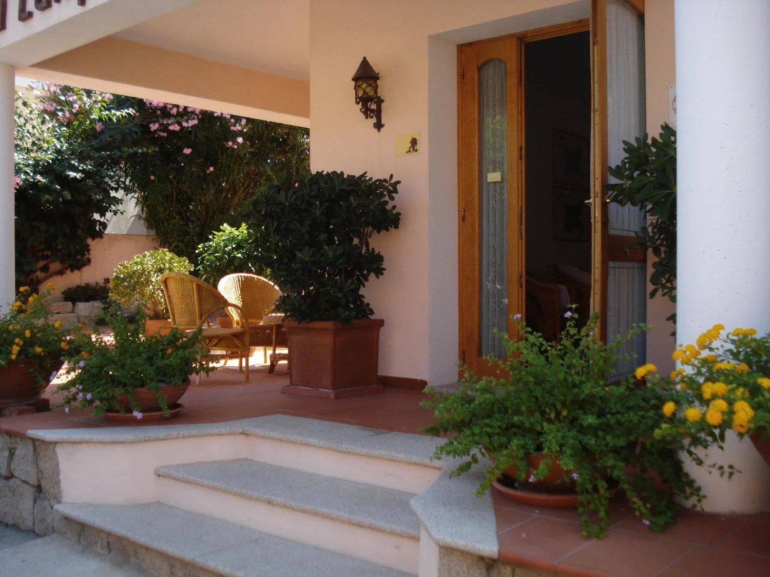 Facade/entrance in Hotel La Lampara