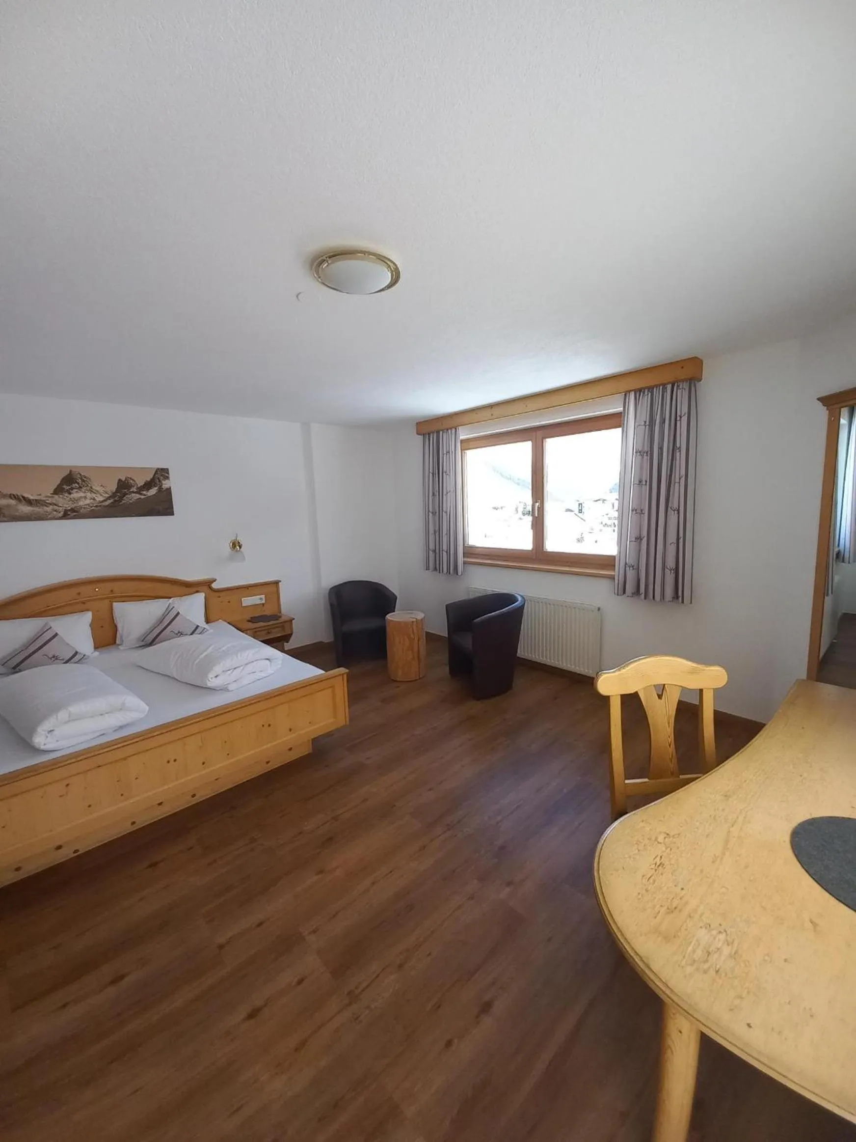 Bed in Hotel Casada - Silvretta Premium Card Betrieb