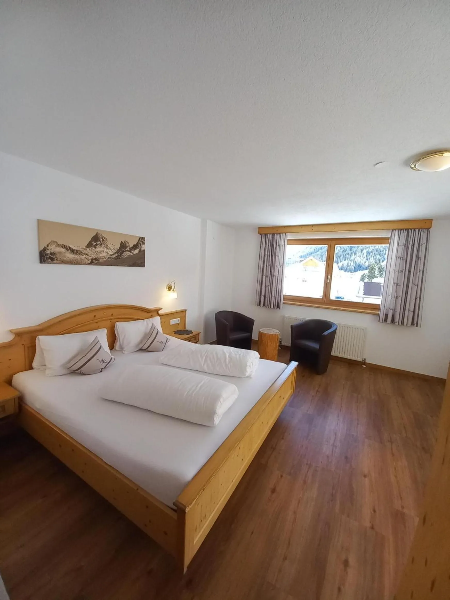 Bed in Hotel Casada - Silvretta Premium Card Betrieb