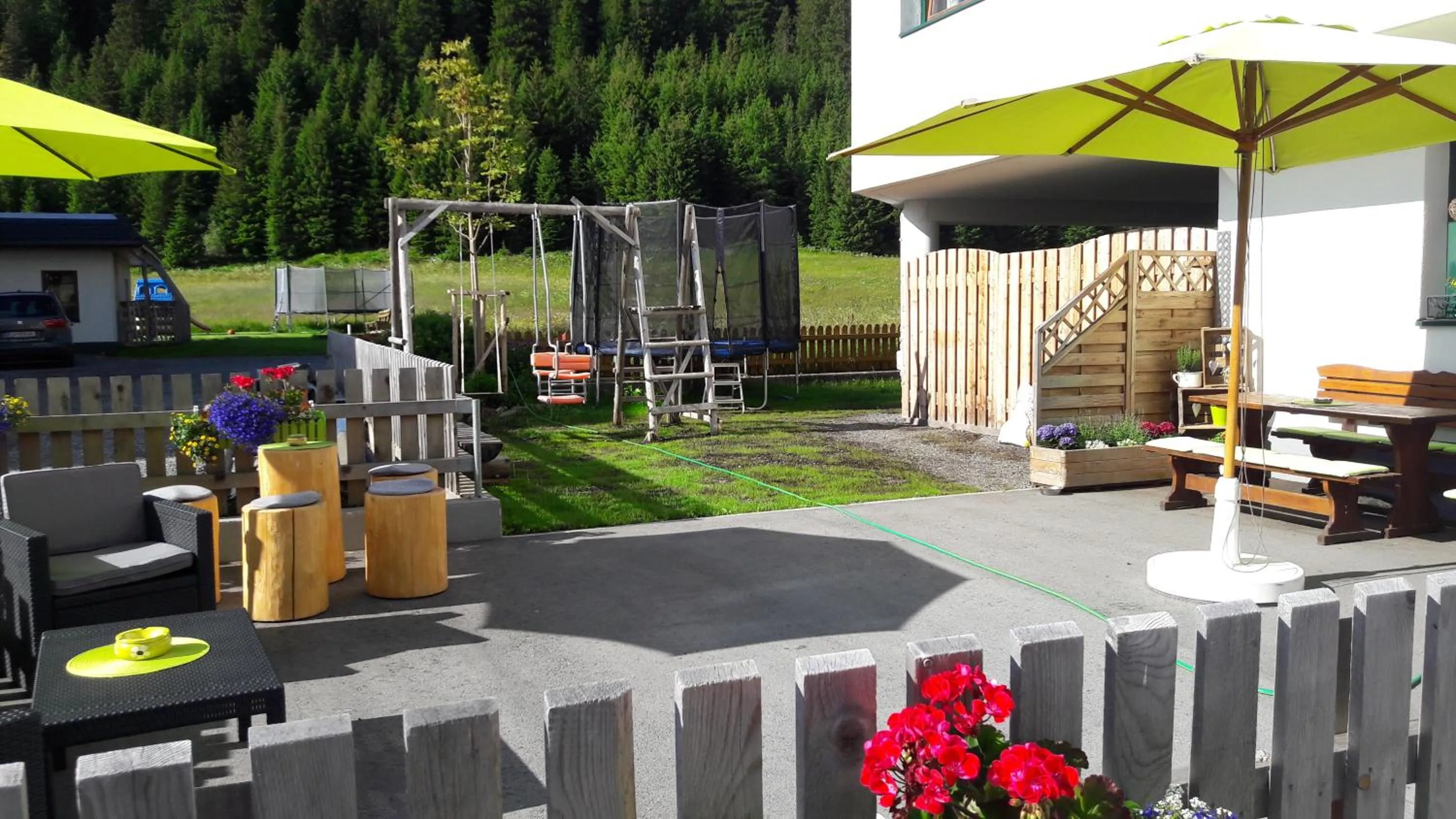 Patio in Hotel Casada - Silvretta Premium Card Betrieb