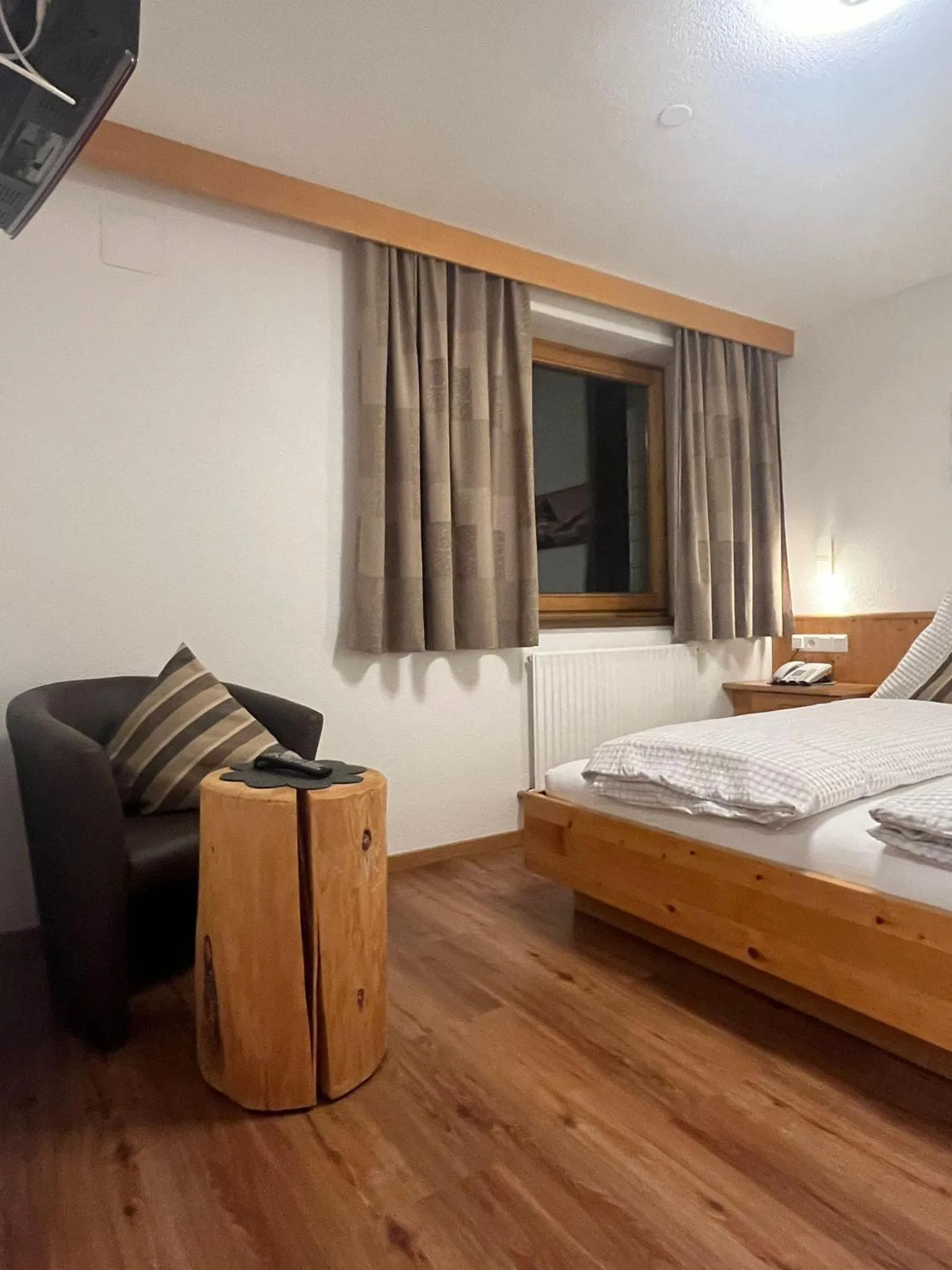 Bed in Hotel Casada - Silvretta Premium Card Betrieb