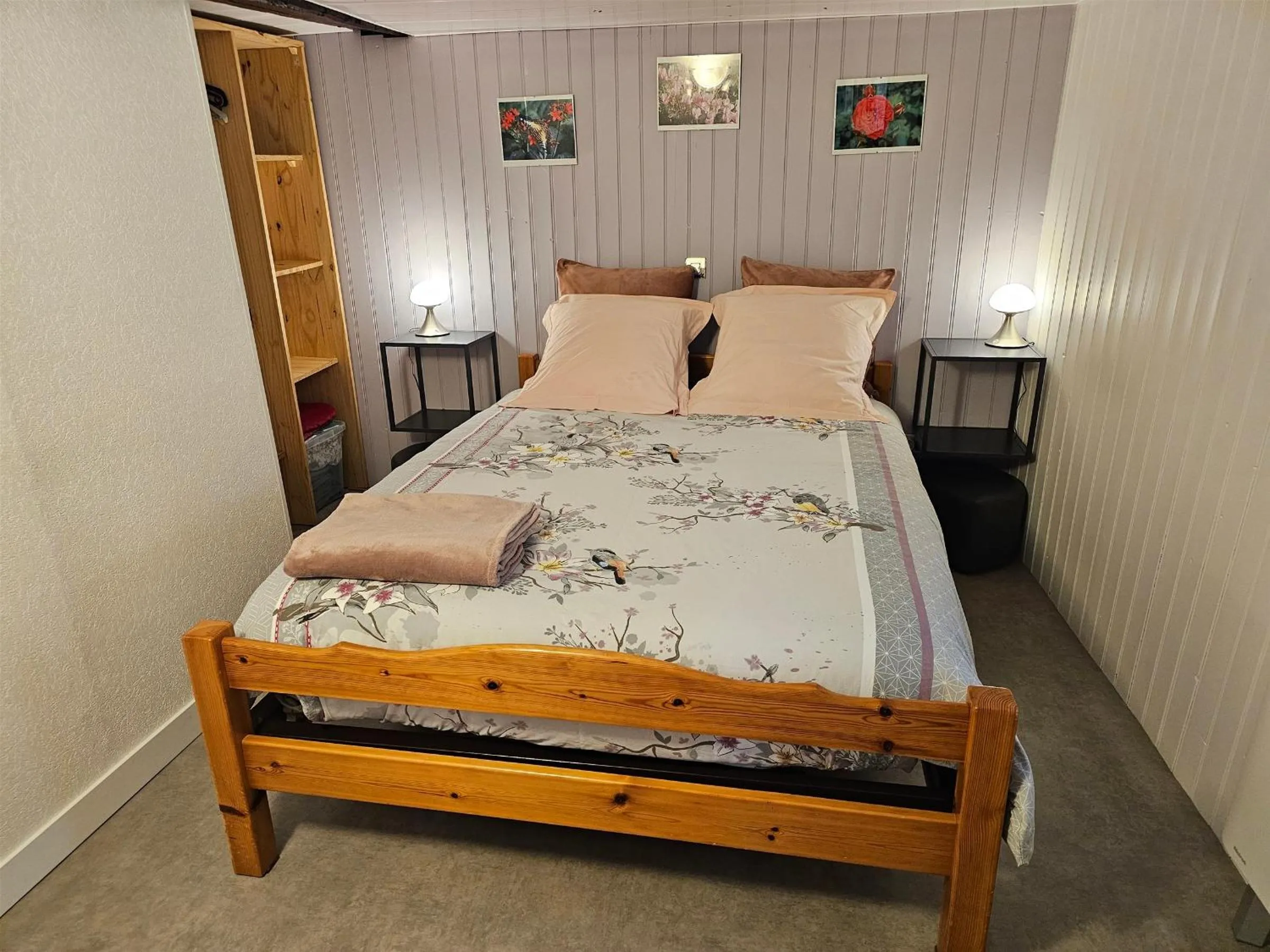 Bedroom, Bed in Chambre d'Hôtes le Gachignard