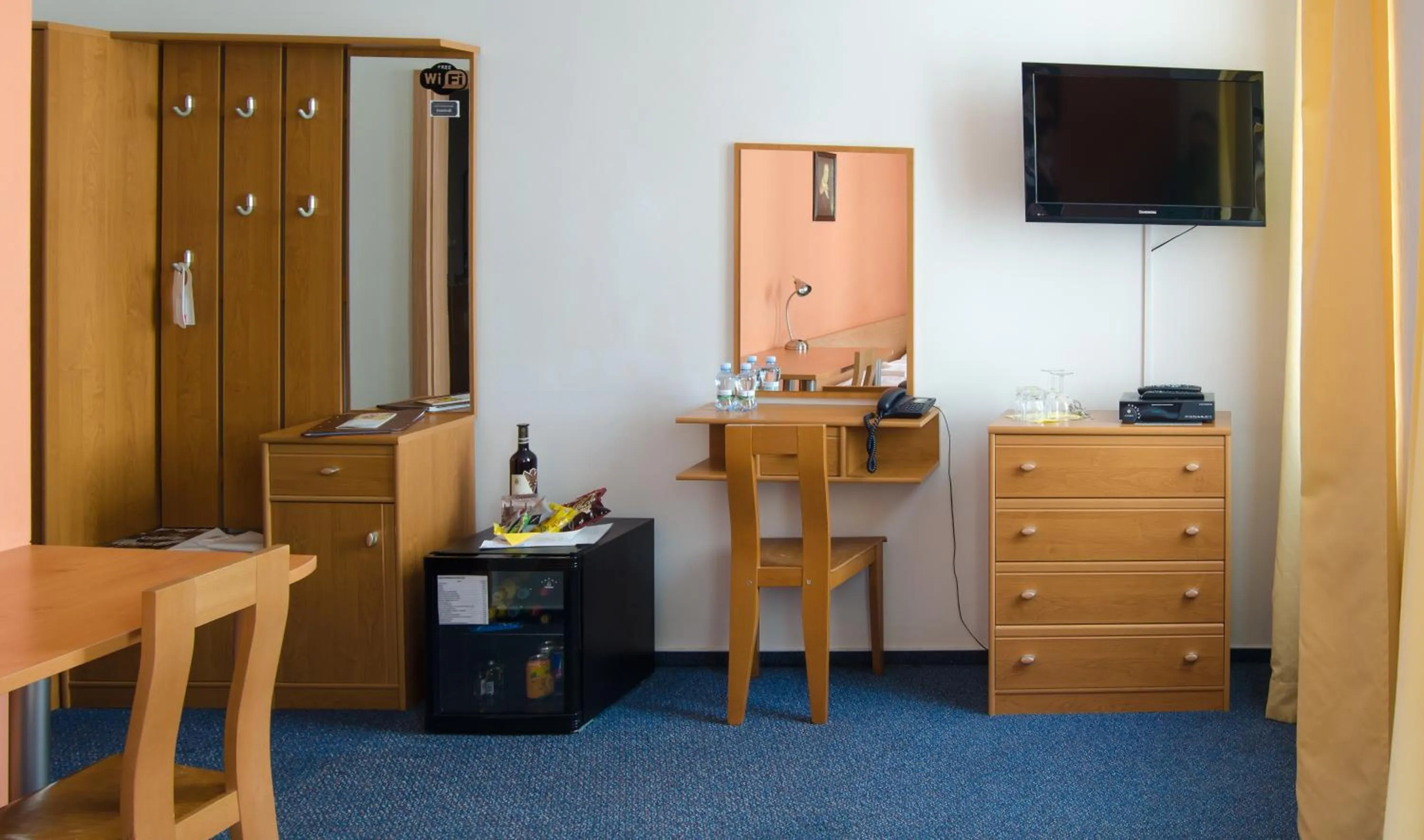 TV and multimedia in Hotel Maria