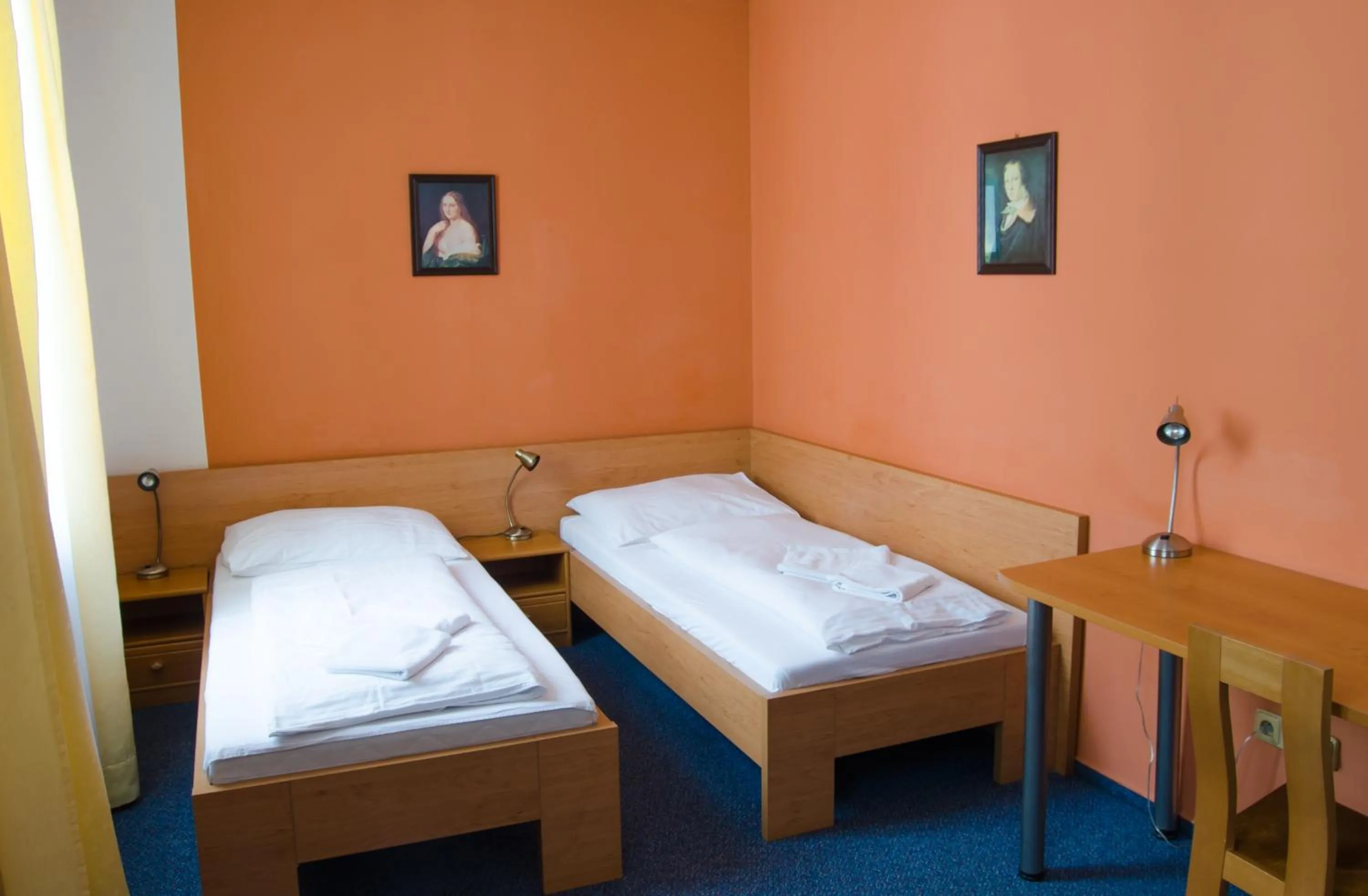 Bedroom, Bed in Hotel Maria