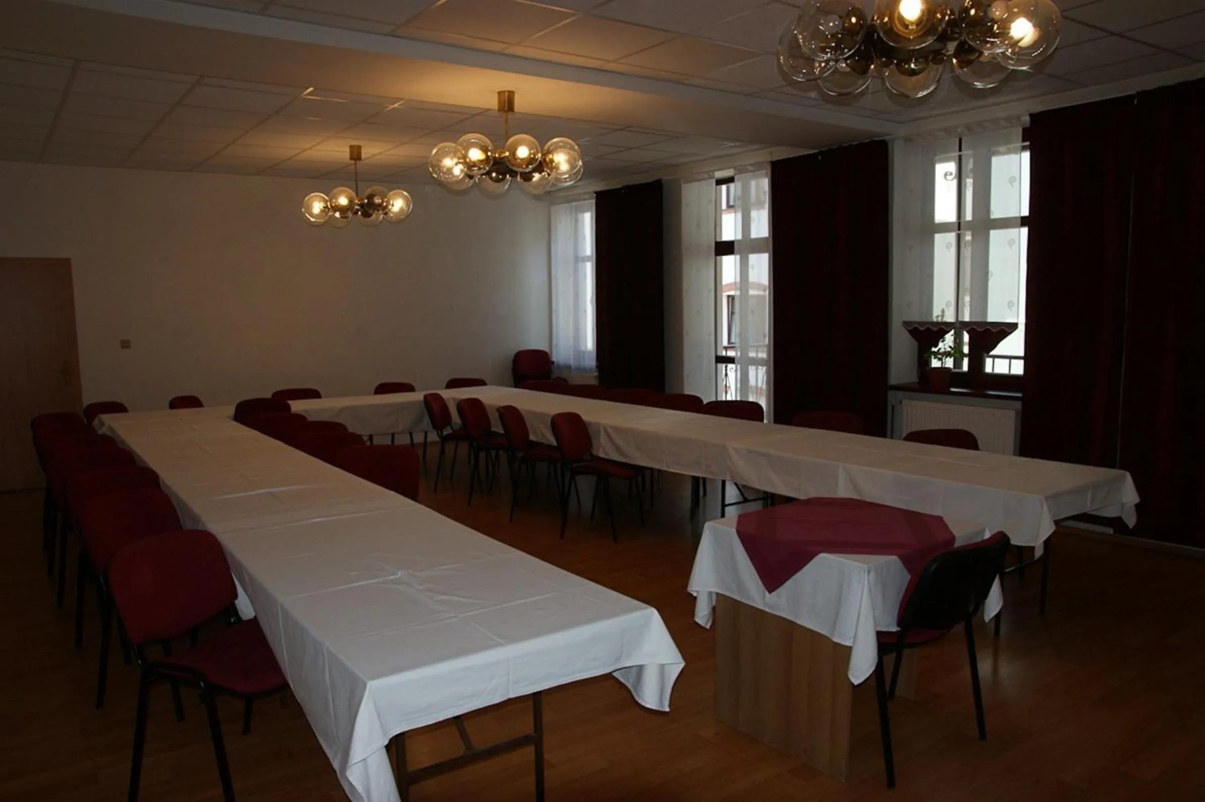 Business facilities in Hotel Maria