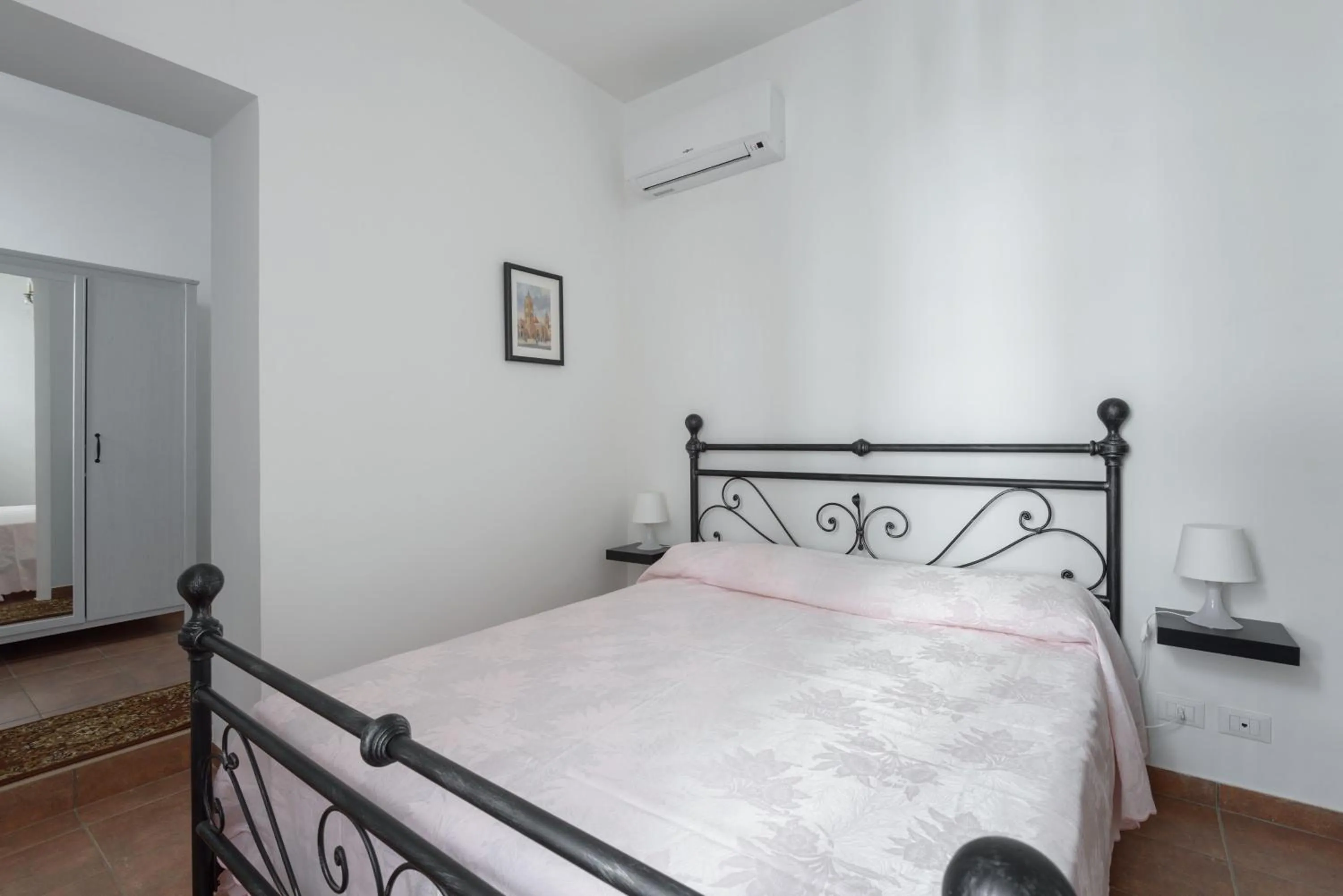 Bed in Cornelia Penthouse