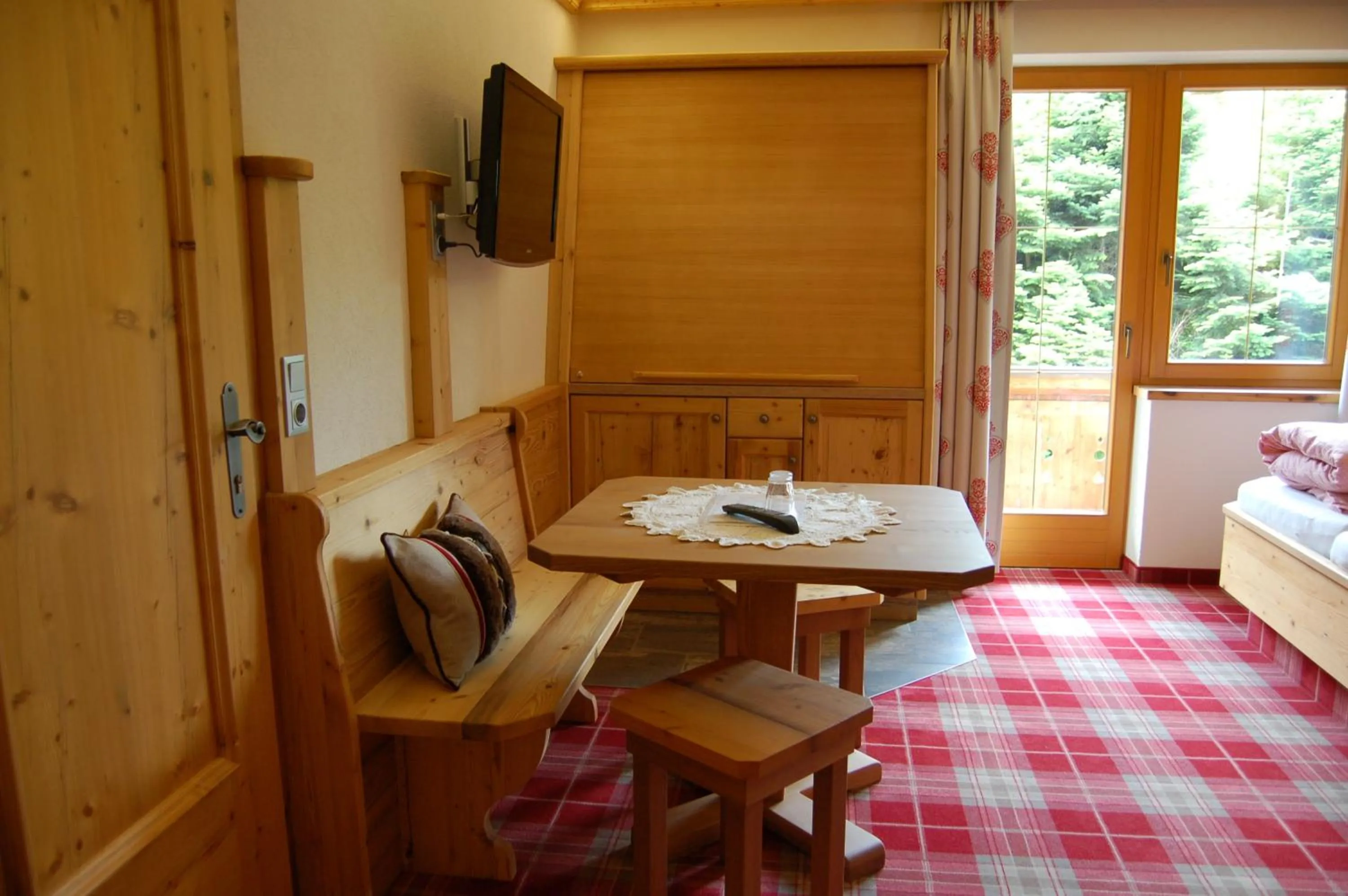 Bedroom in Hotel Schweizerhof