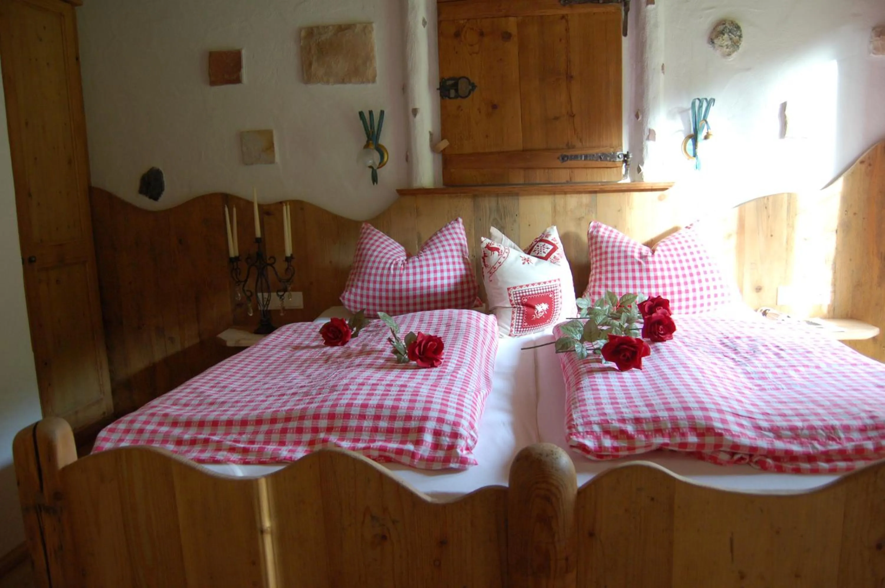 Bed in Hotel Schweizerhof