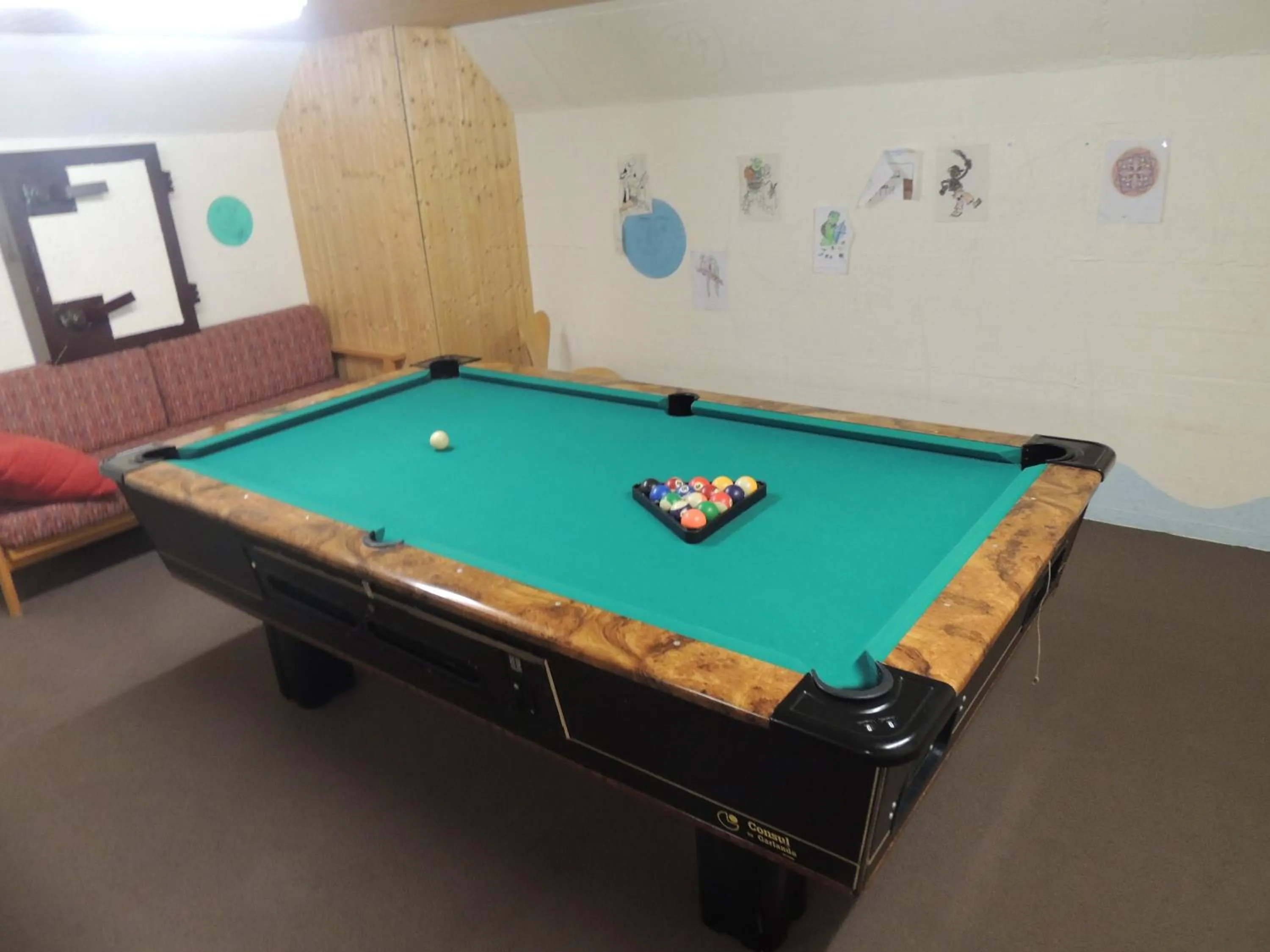 Communal lounge/ TV room in Hotel Ucliva