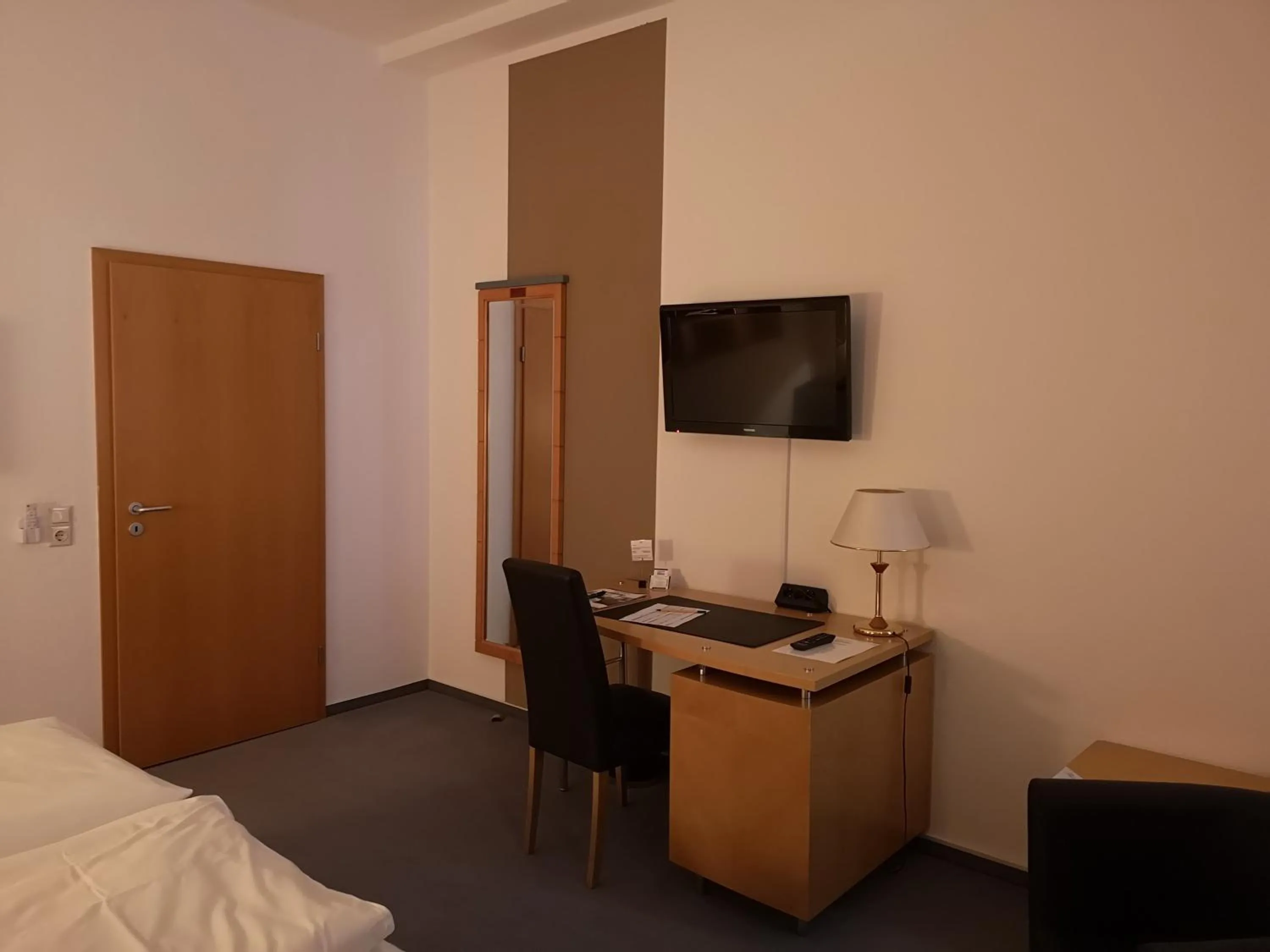 TV and multimedia, Bed in Hotel Zur Alten Druckerei