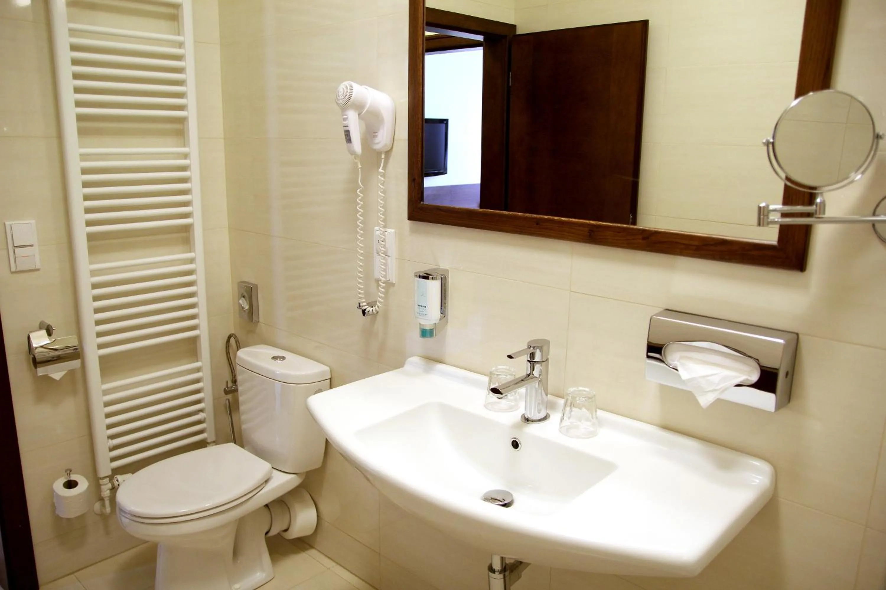 Bathroom in Hotel Baltaci Atrium